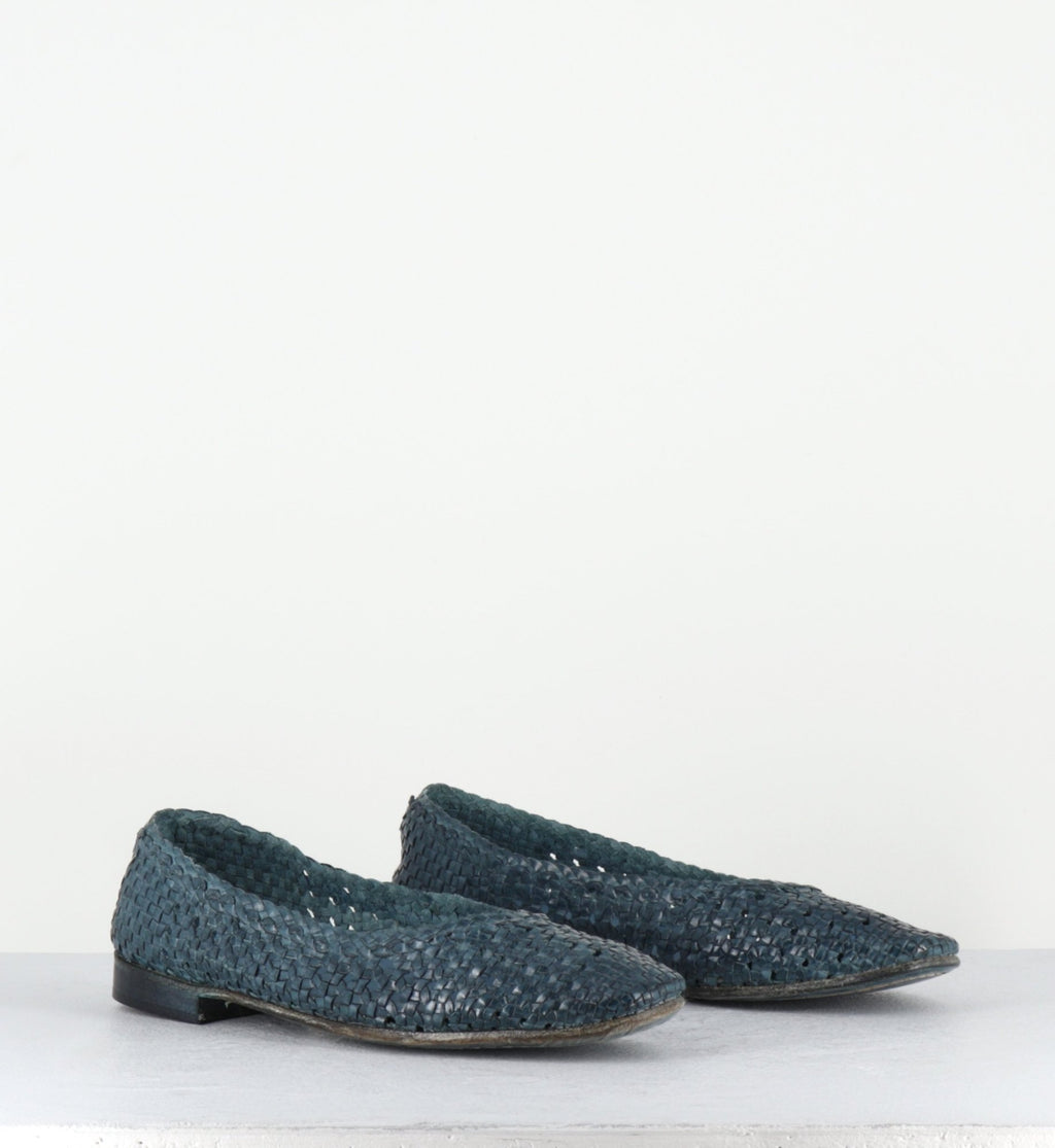 DOBRA DENIM