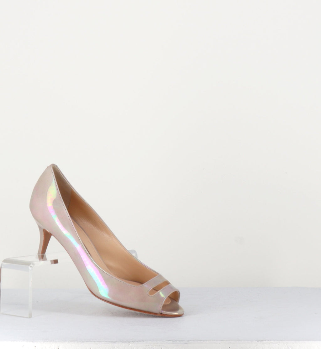 Escarpins petits talons en cuir vernis nude - Pellico
