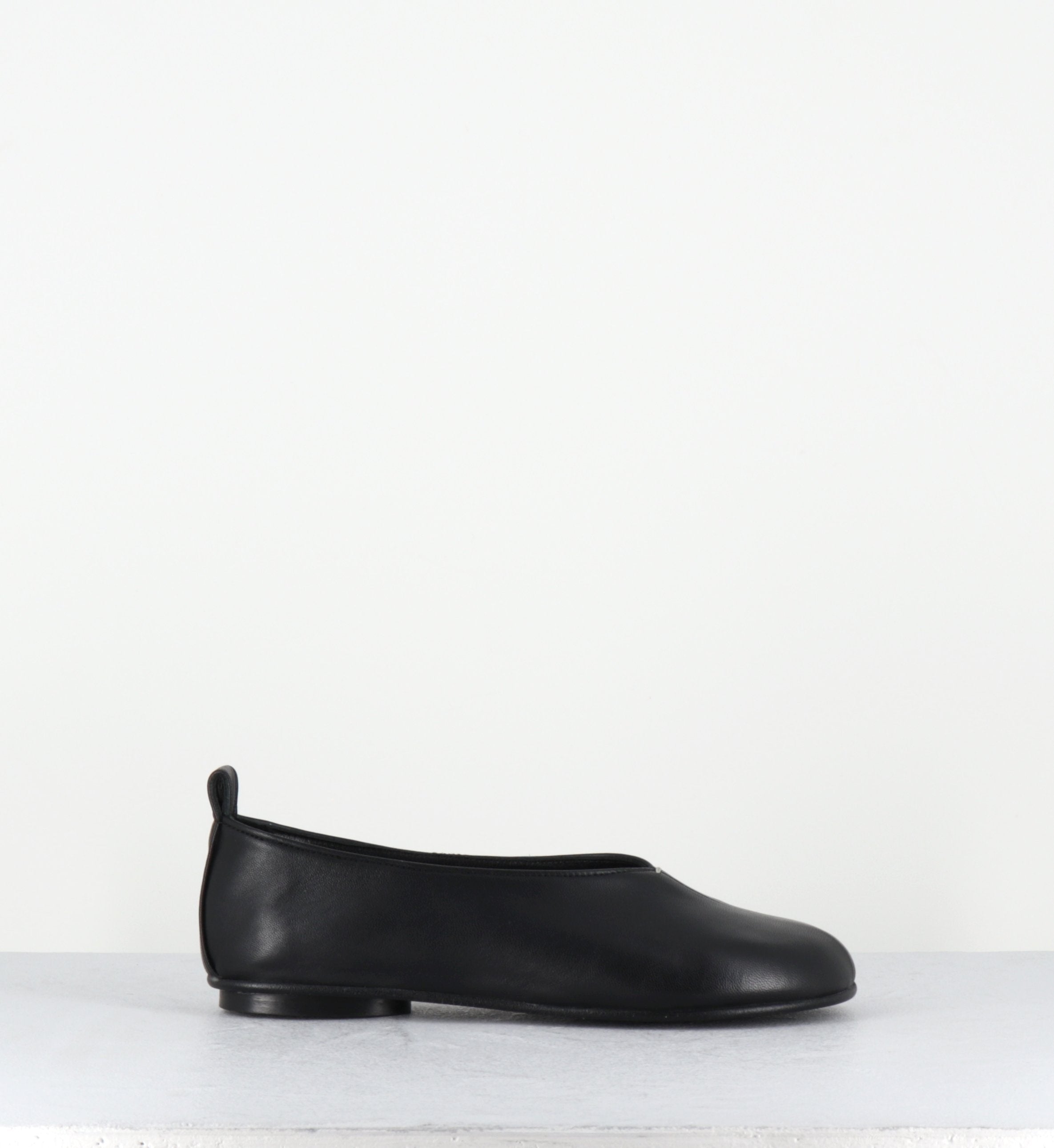 LESTER1 NAPPA NERO