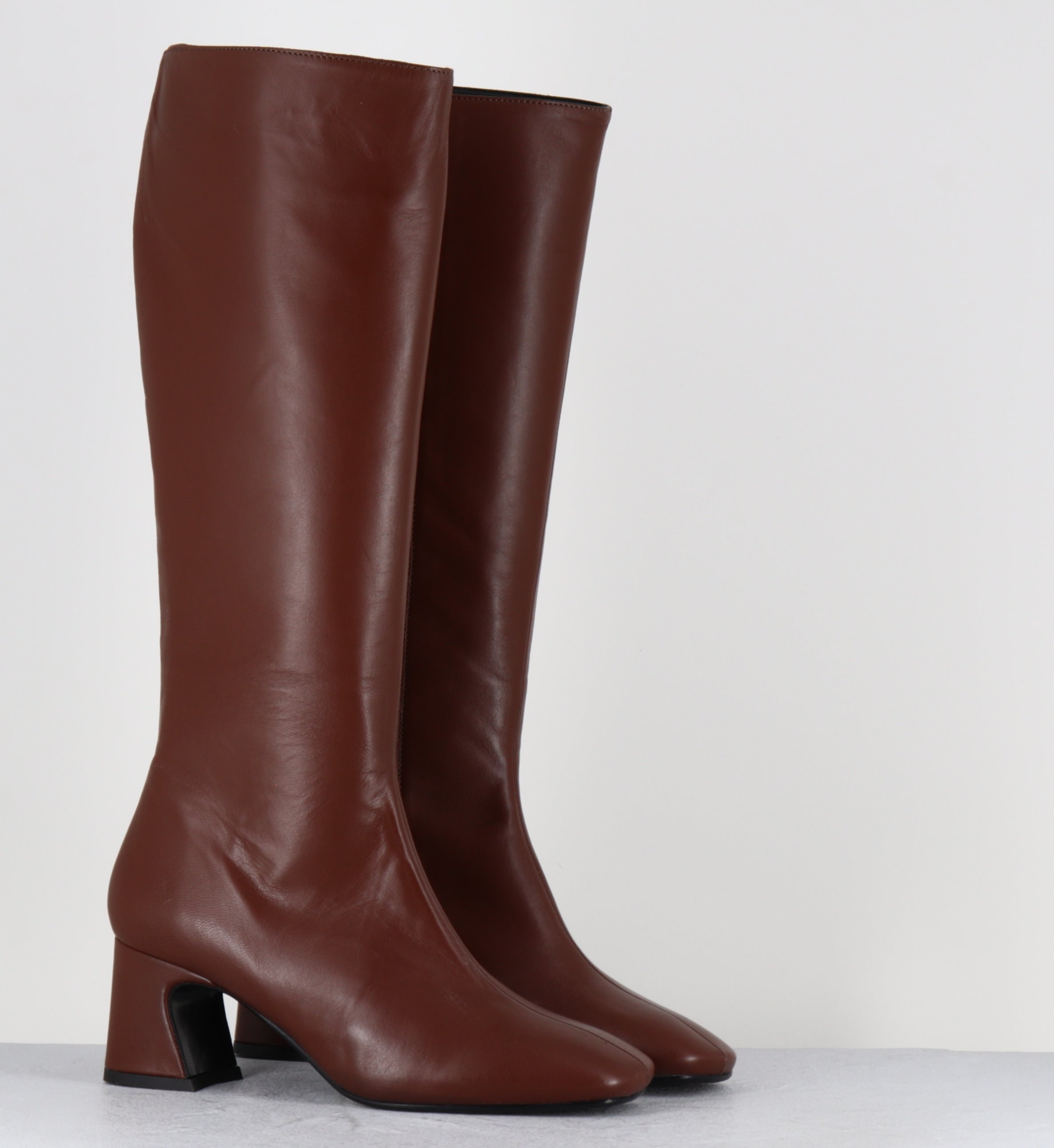 HELENA NAPPA CHATAGNE