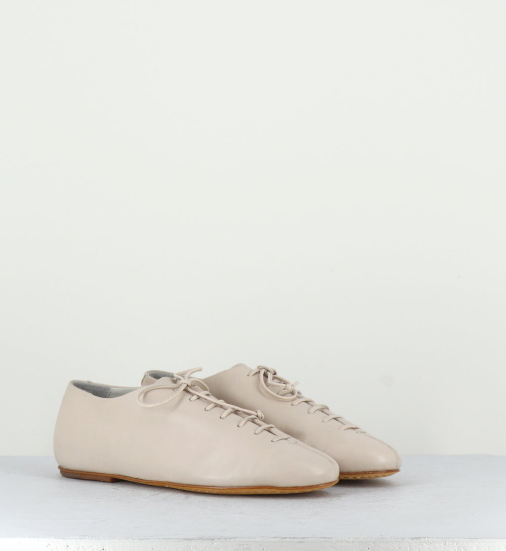 BESSIE 005 NEBBIA
