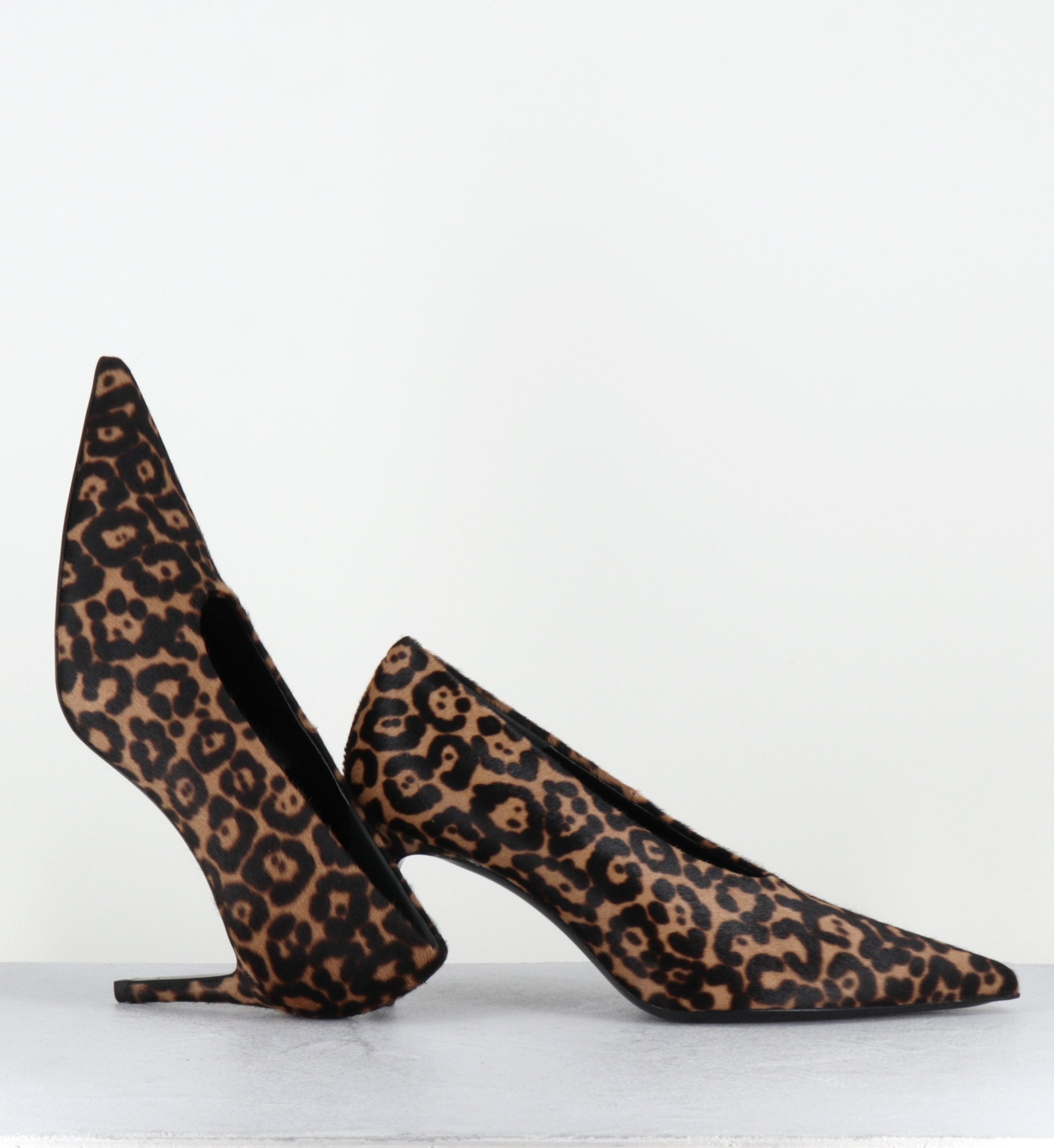 ARES MINI LEO SAUVAGE