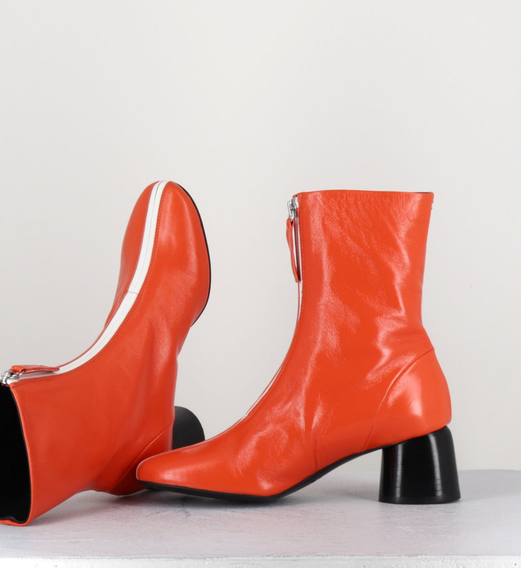 CAREN07 GLAZE NESPOLA