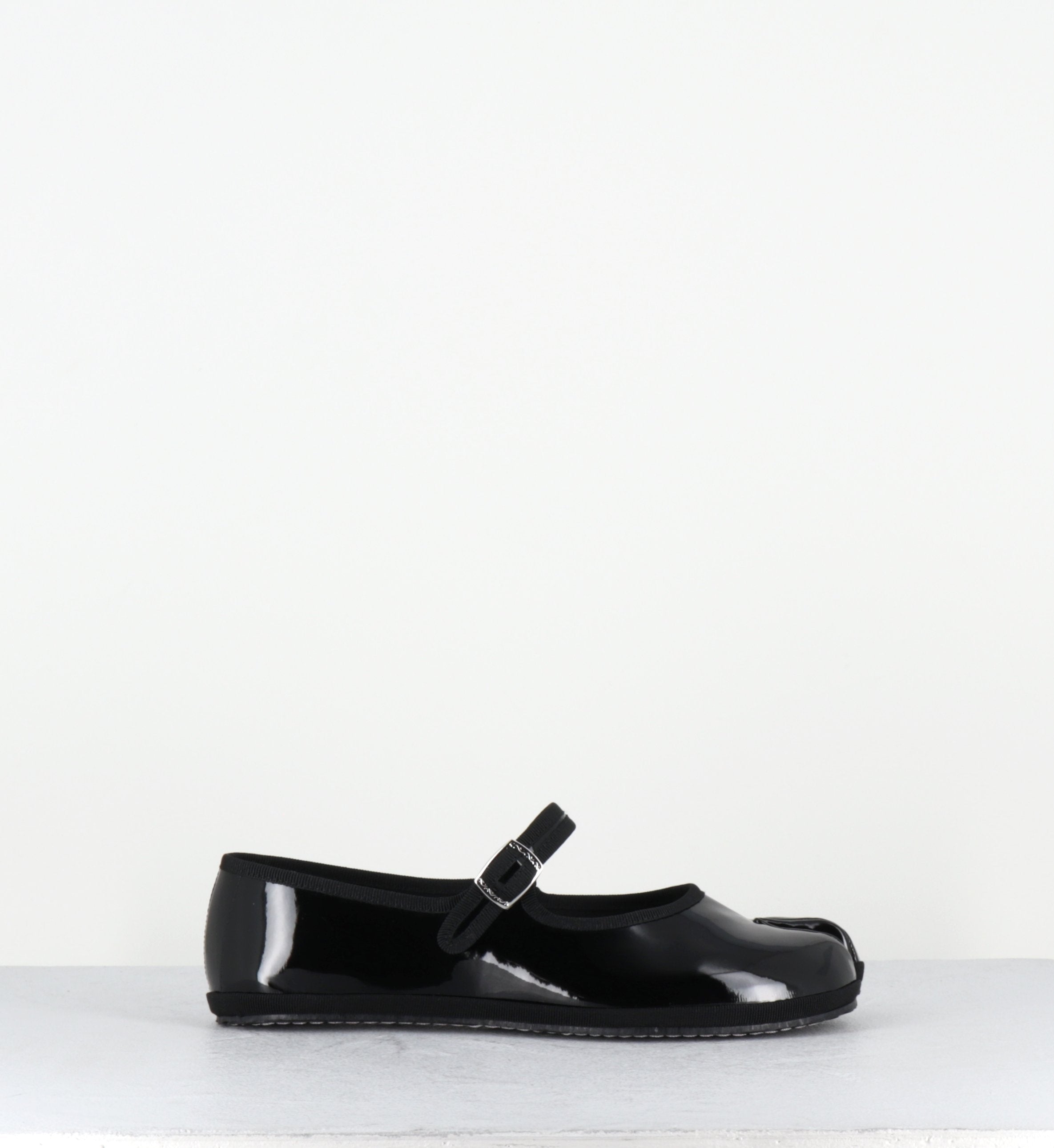 TABI MJ PATENT BLACK