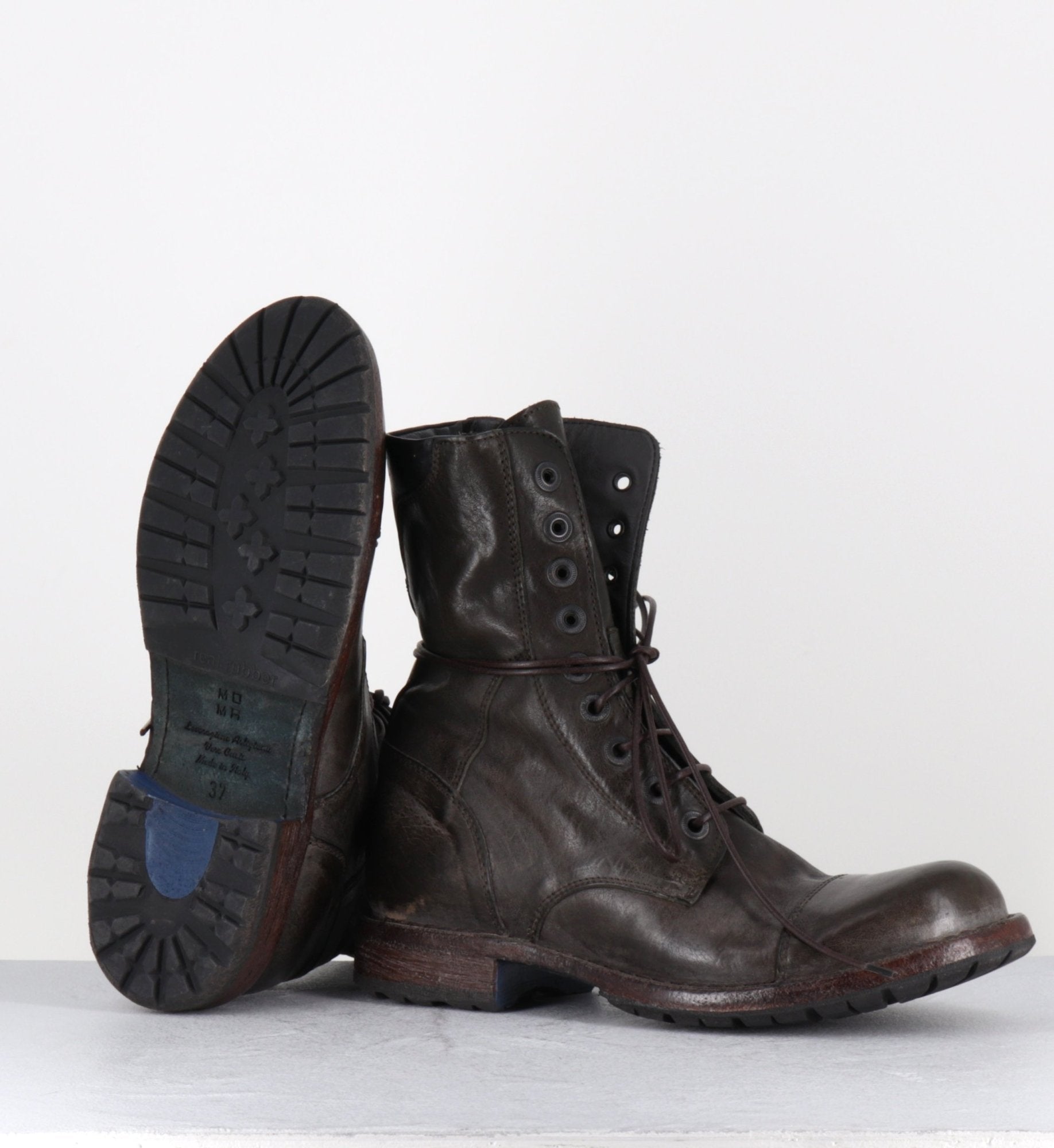 71302 CUSNA TRAFFORD