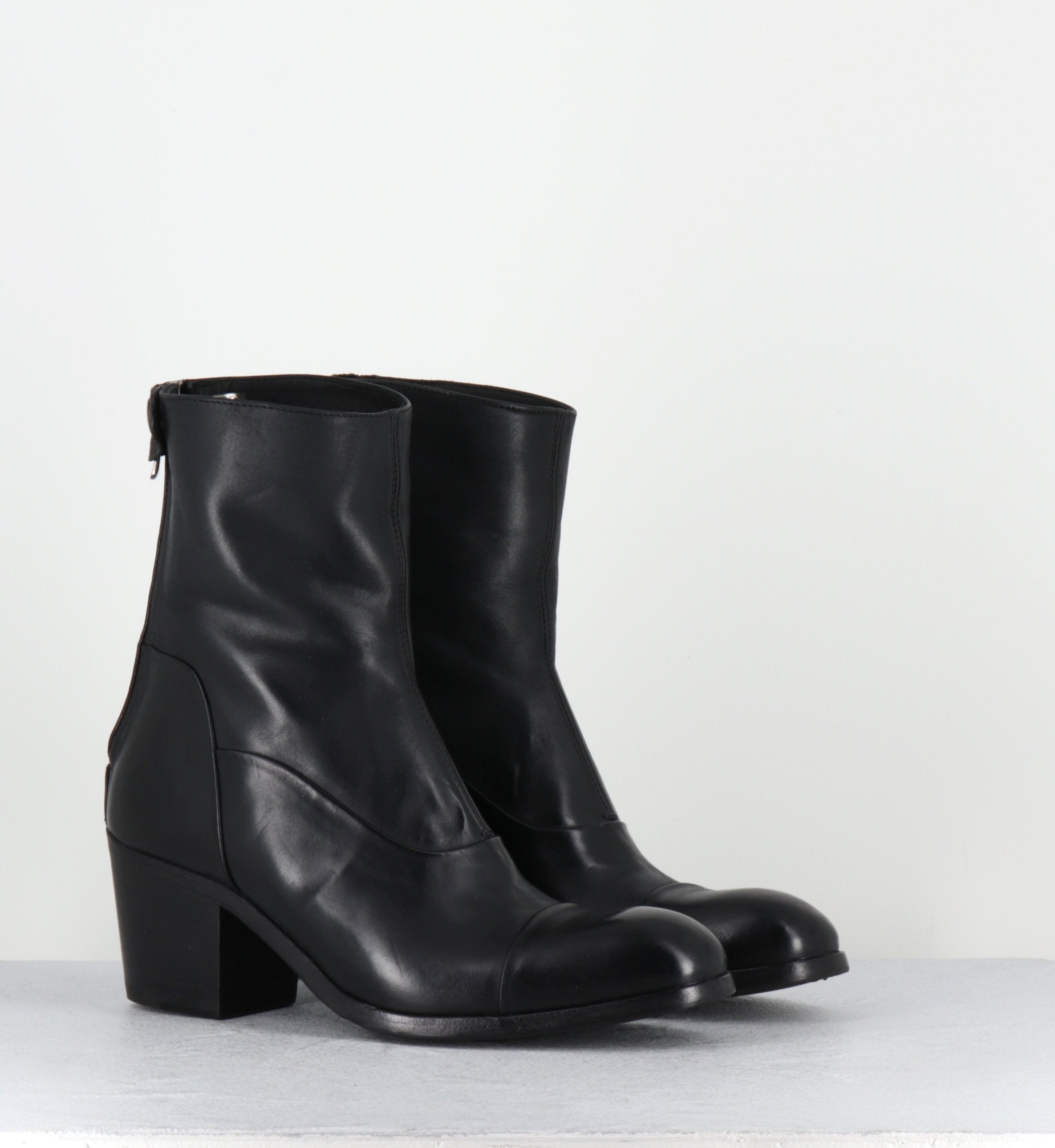 ISABEL 14004 STRIKE BLACK