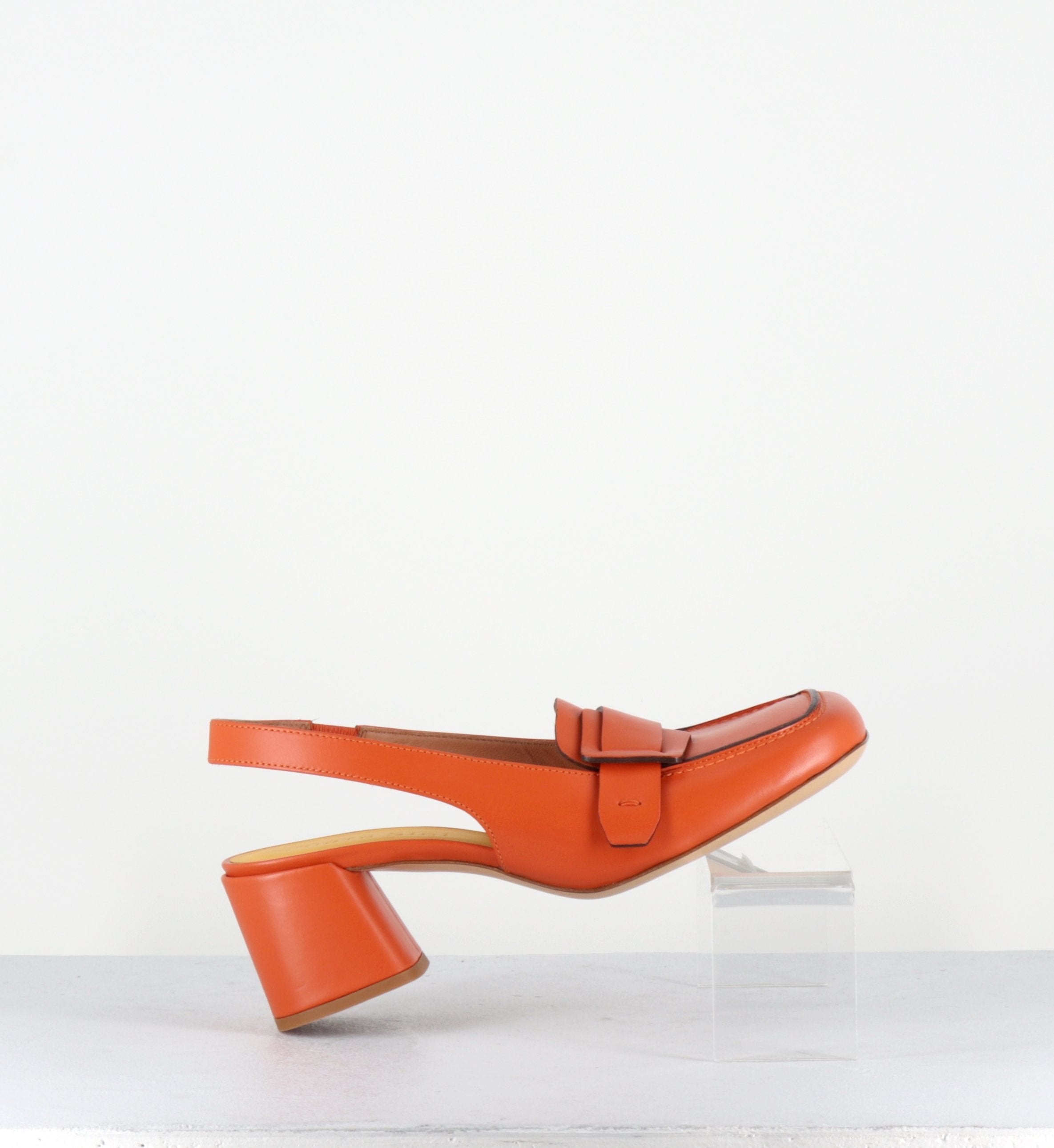 S242234 REMUVE ORANGE