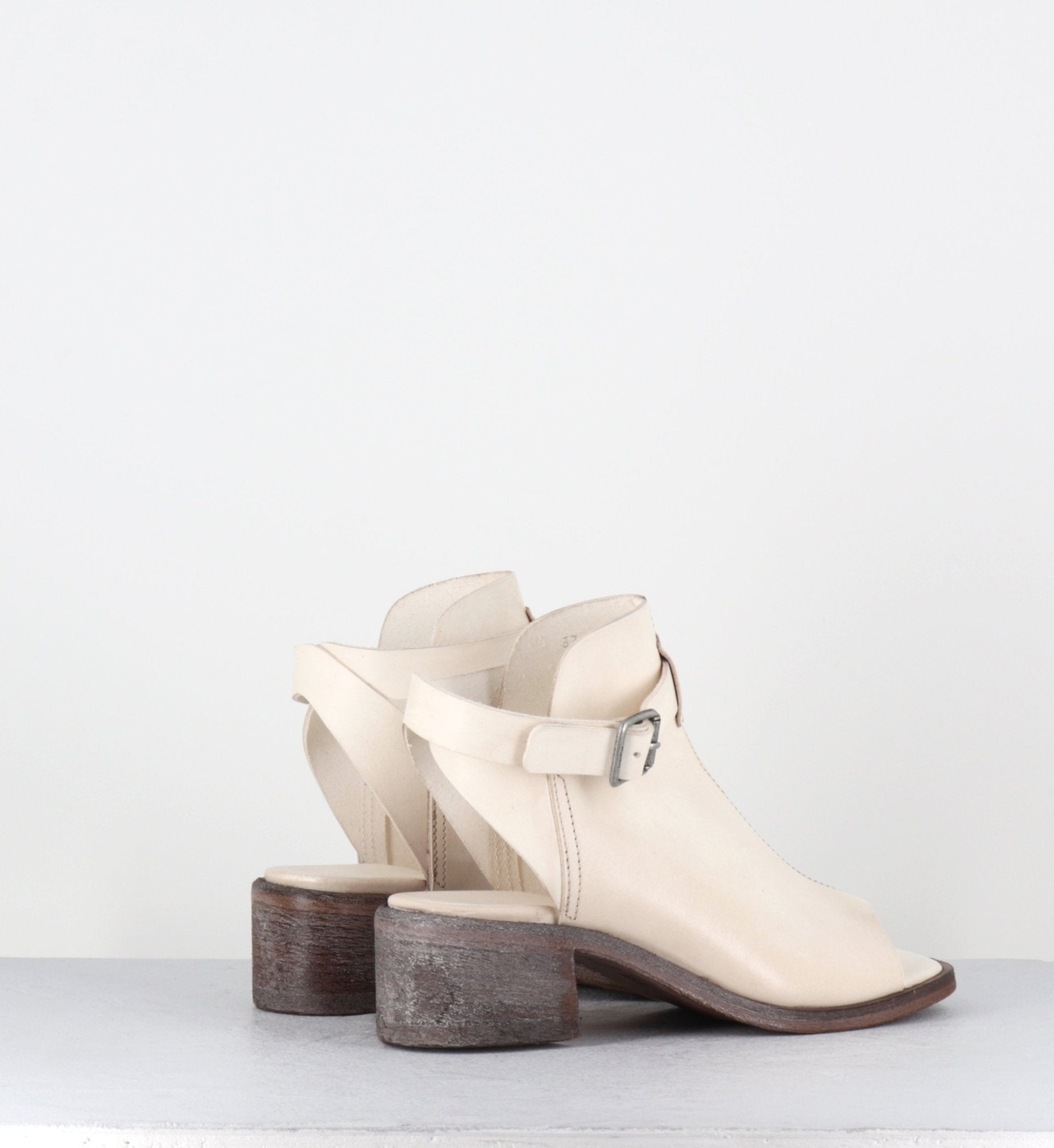 Sandales 'open-boots' en cuir blanc talon bloc - 34501G OIL BIANCO