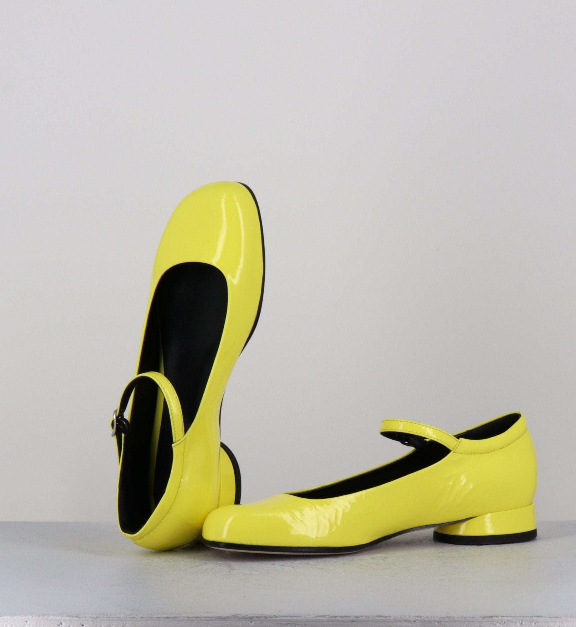 LIGAT2 CINDY BUTTERCUP