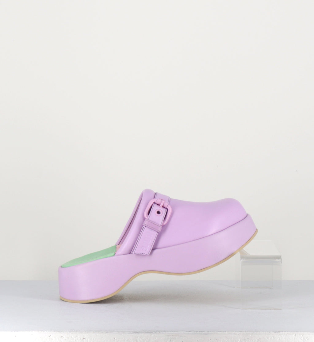 Sabot en cuir violet - LIPARI CHAT IRIS