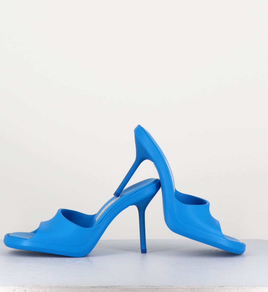 IDA BLUE SANDALS