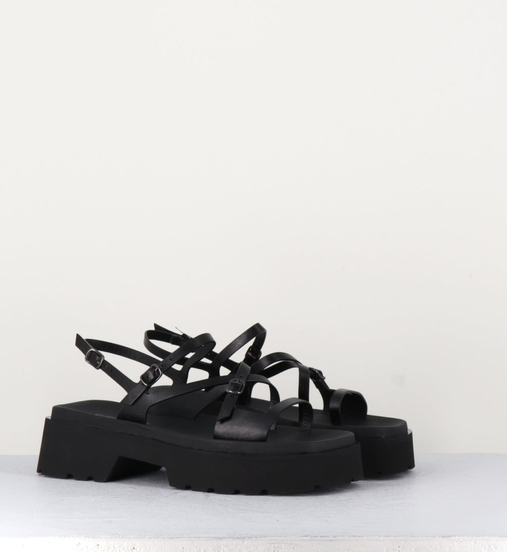 PE7423 NERO