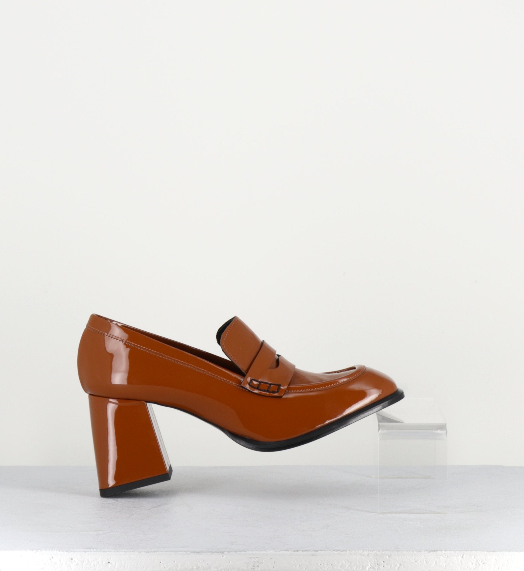 CATHY TANGERINE