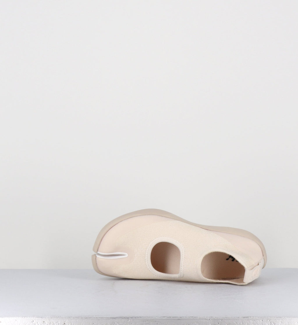 TABI SANDAL OFF WHITE