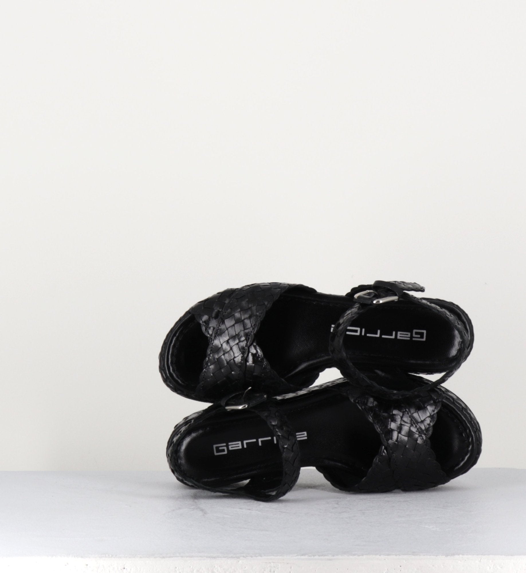 VERO25 NEGRO TRENZADO