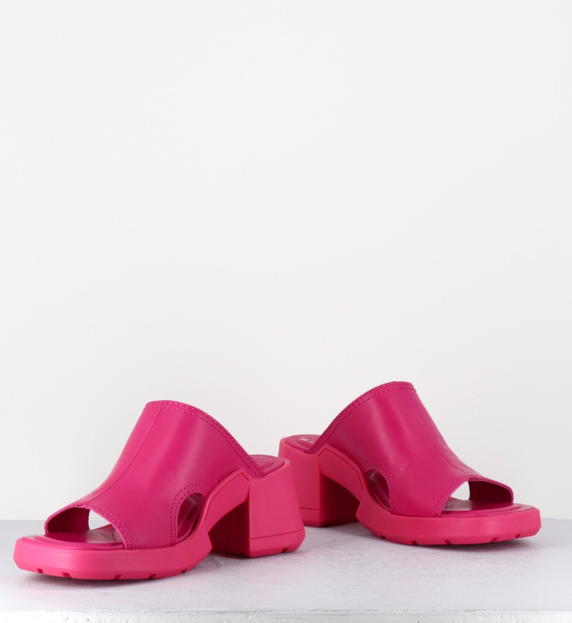 TAWNY PINK MULES