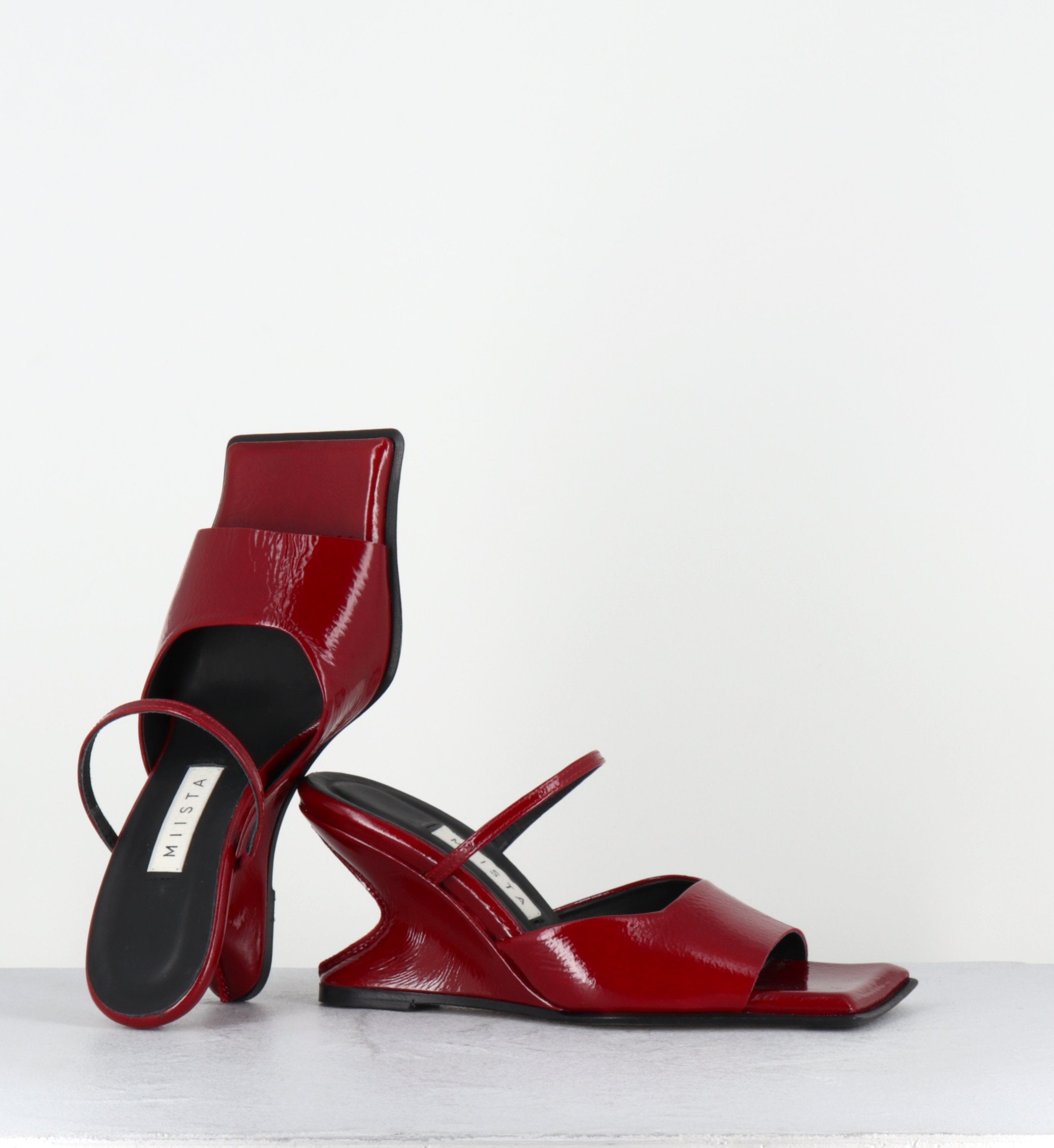 EGLE DARK RED SANDAL