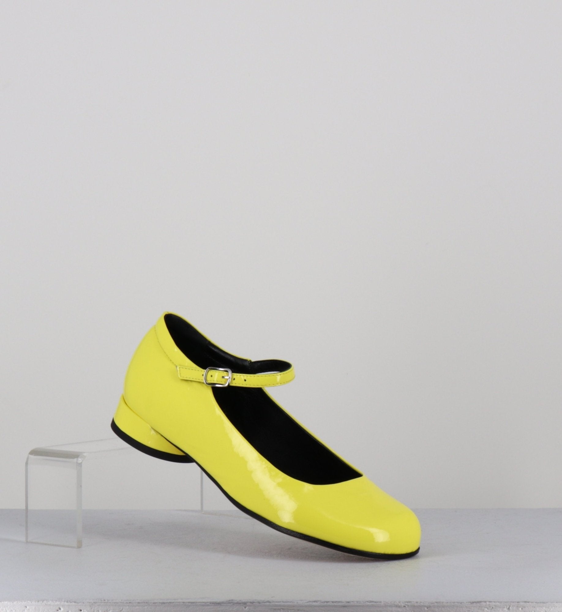 LIGAT2 CINDY BUTTERCUP