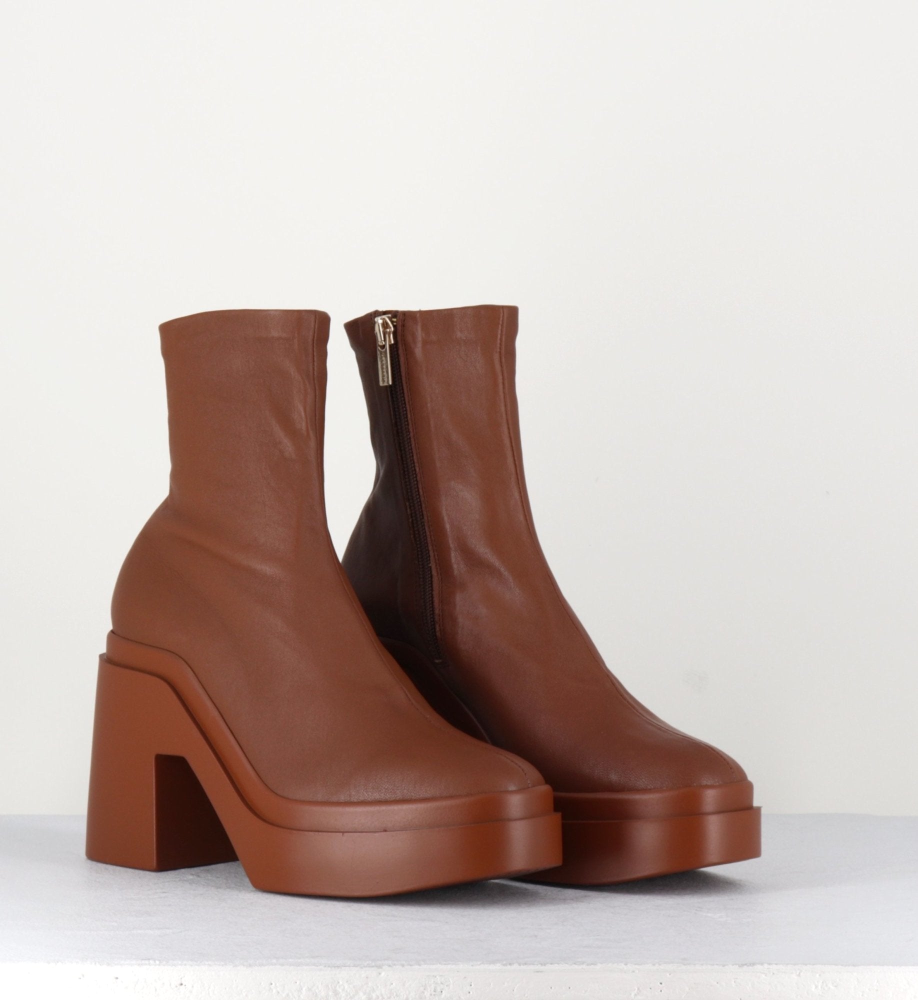 Boots en cuir couleur bois stretch - NINAA BOIS