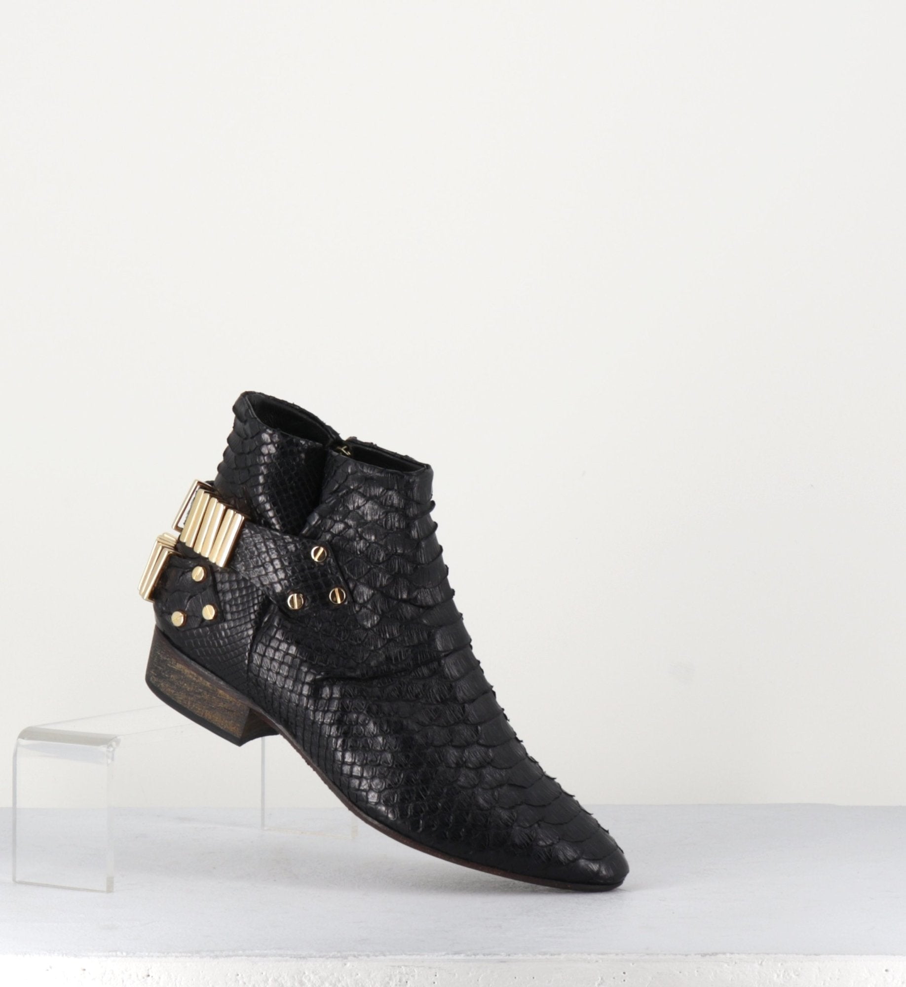 BOOTS  LO PYTHON BLACK/GOLD - FURY LONDON