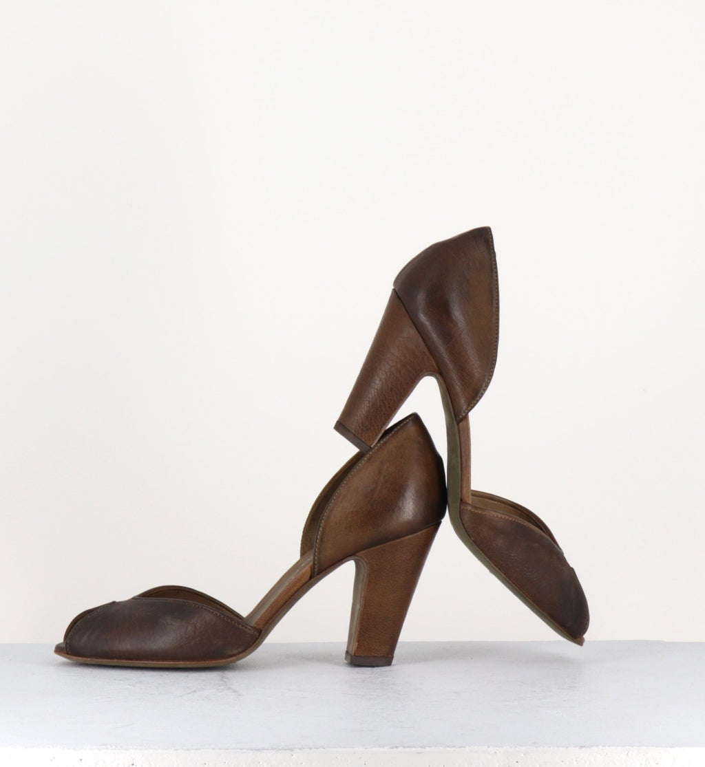 Escarpin en cuir lavé kaki - 5612 MILI