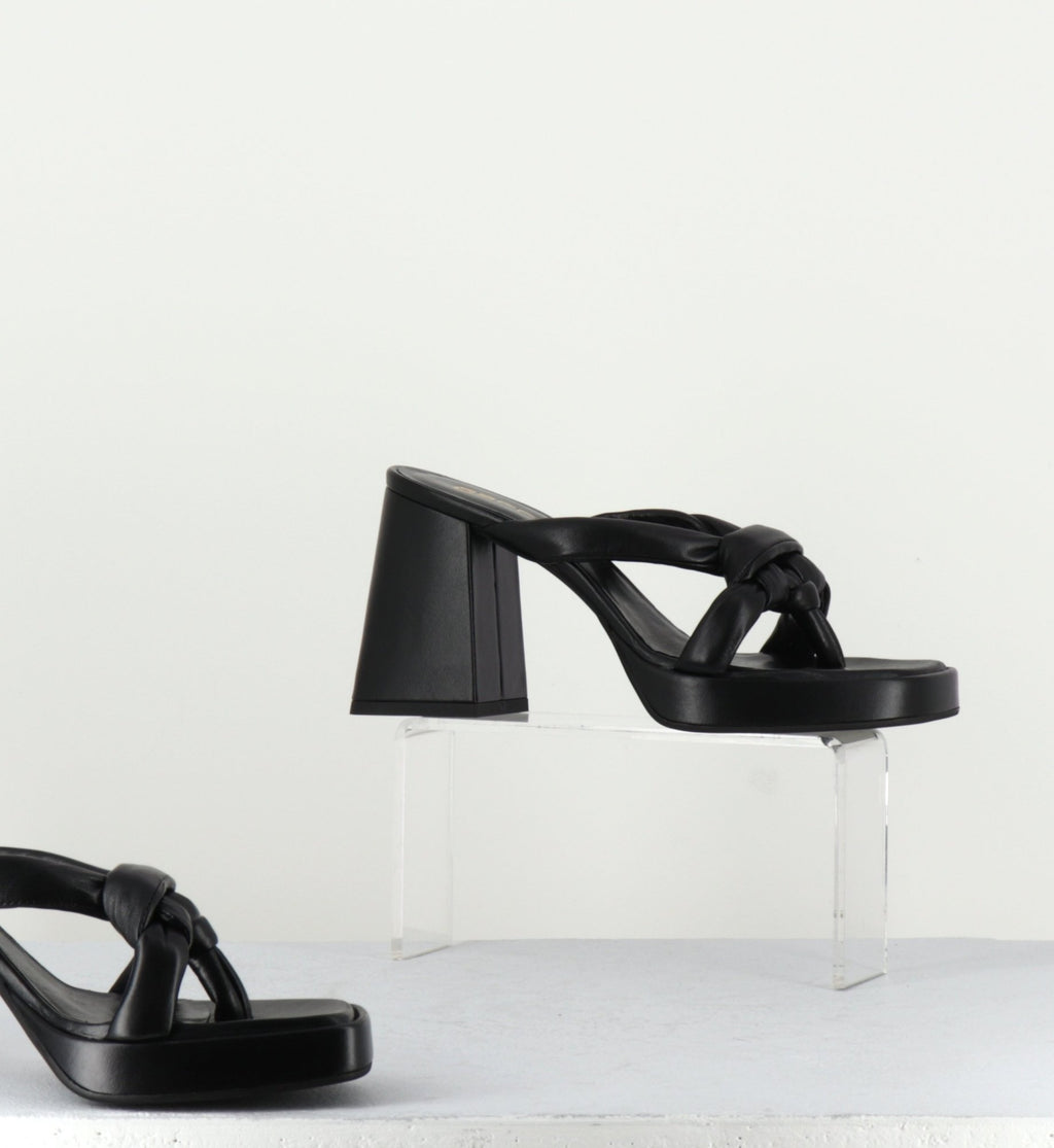 YEL3209 BLACK