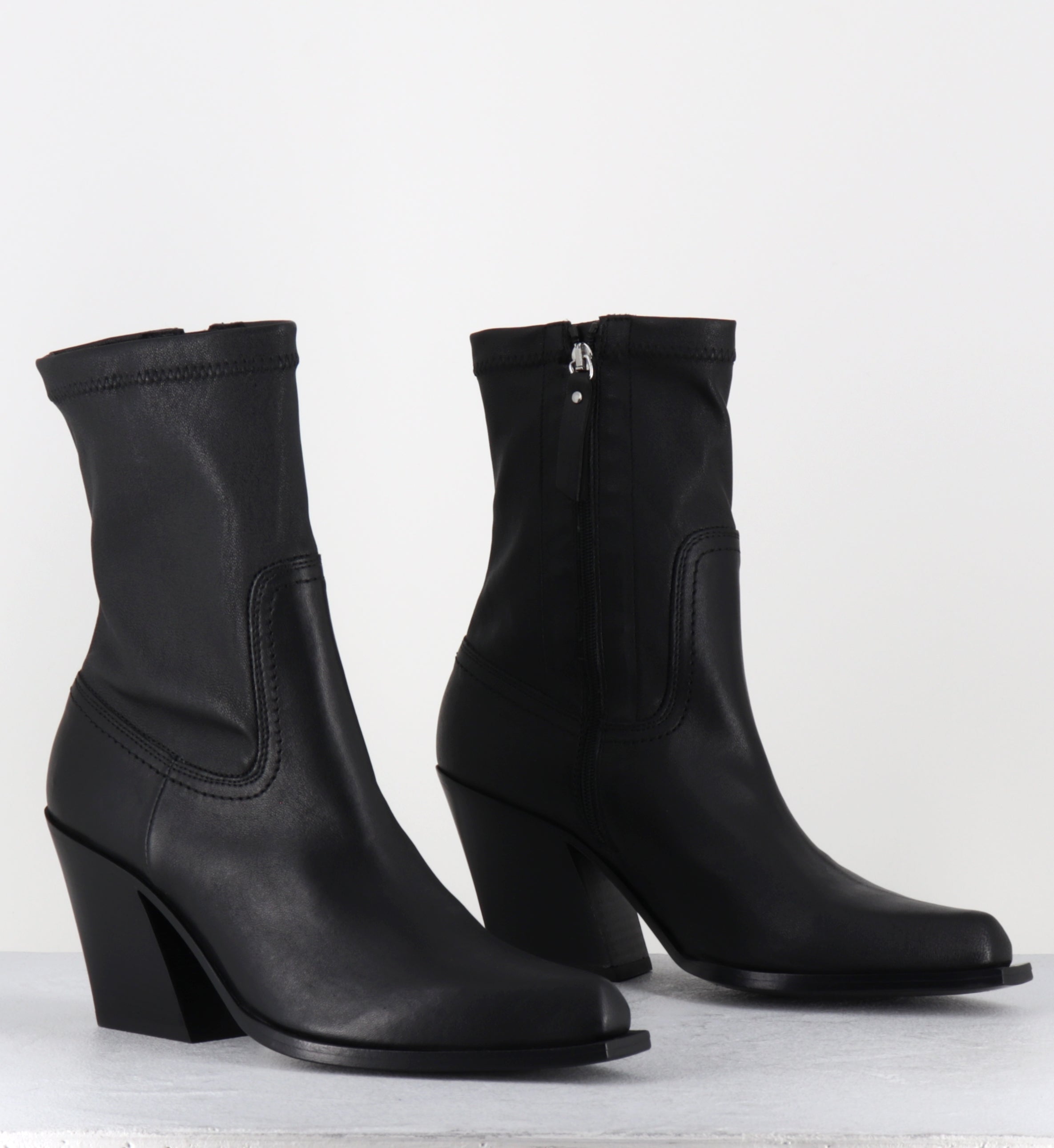 1H4504D FICTION BLACK