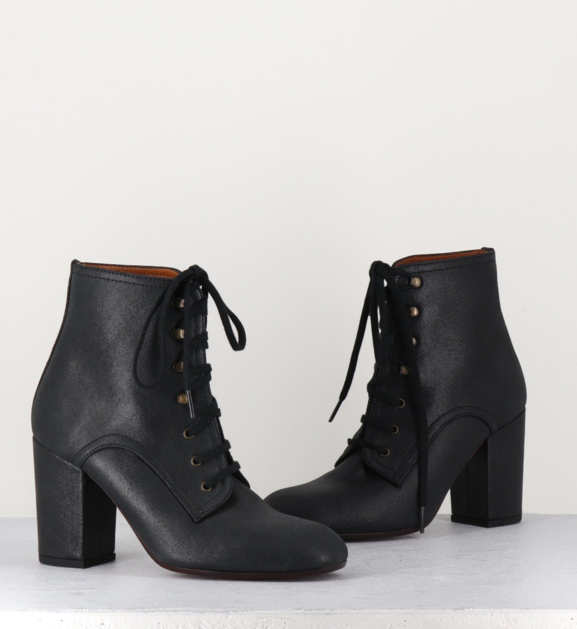 Bottines à lacets et talons hauts épais Chie Mihara - GOLETA1