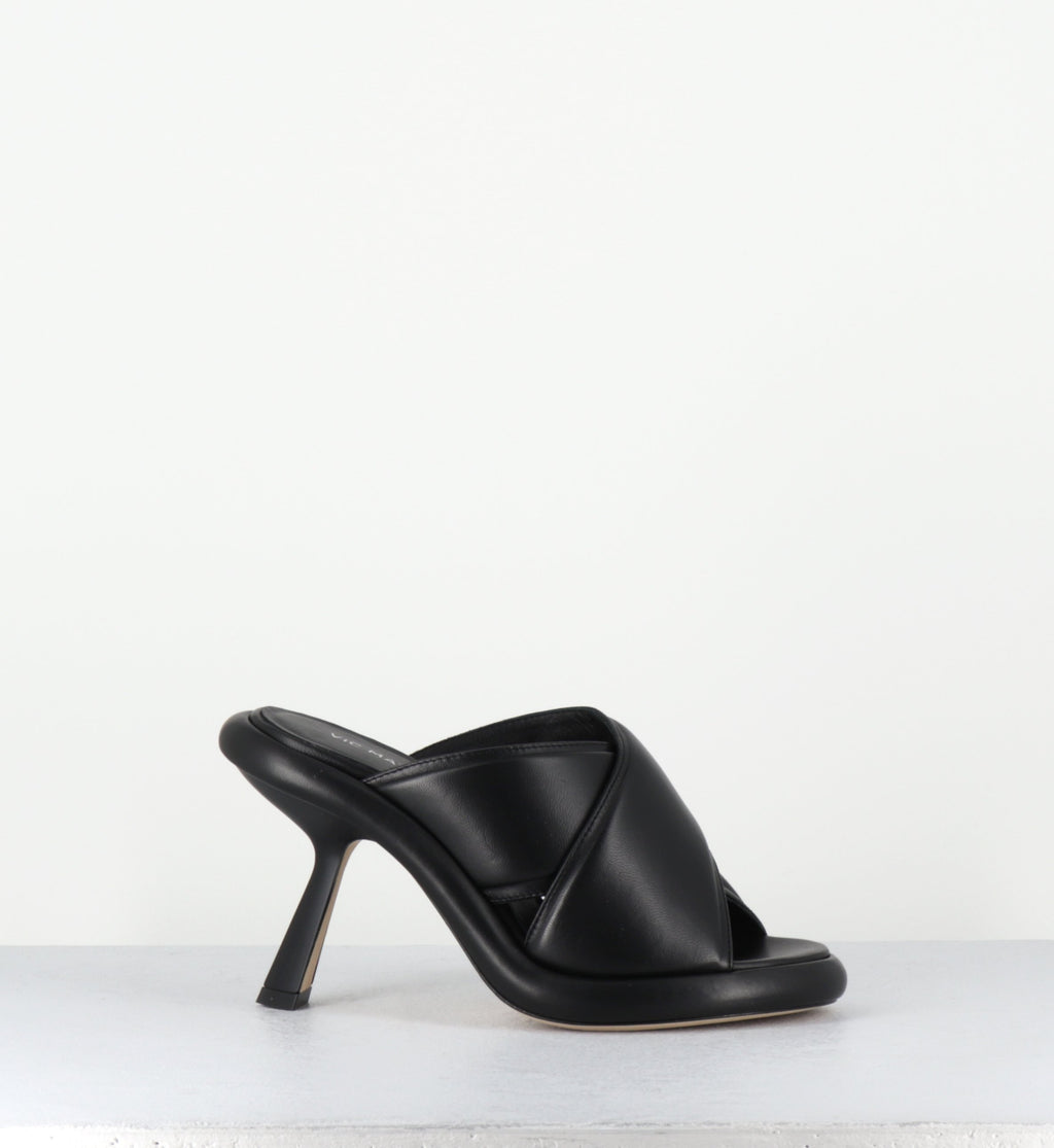 1C6950D BONBON BLACK