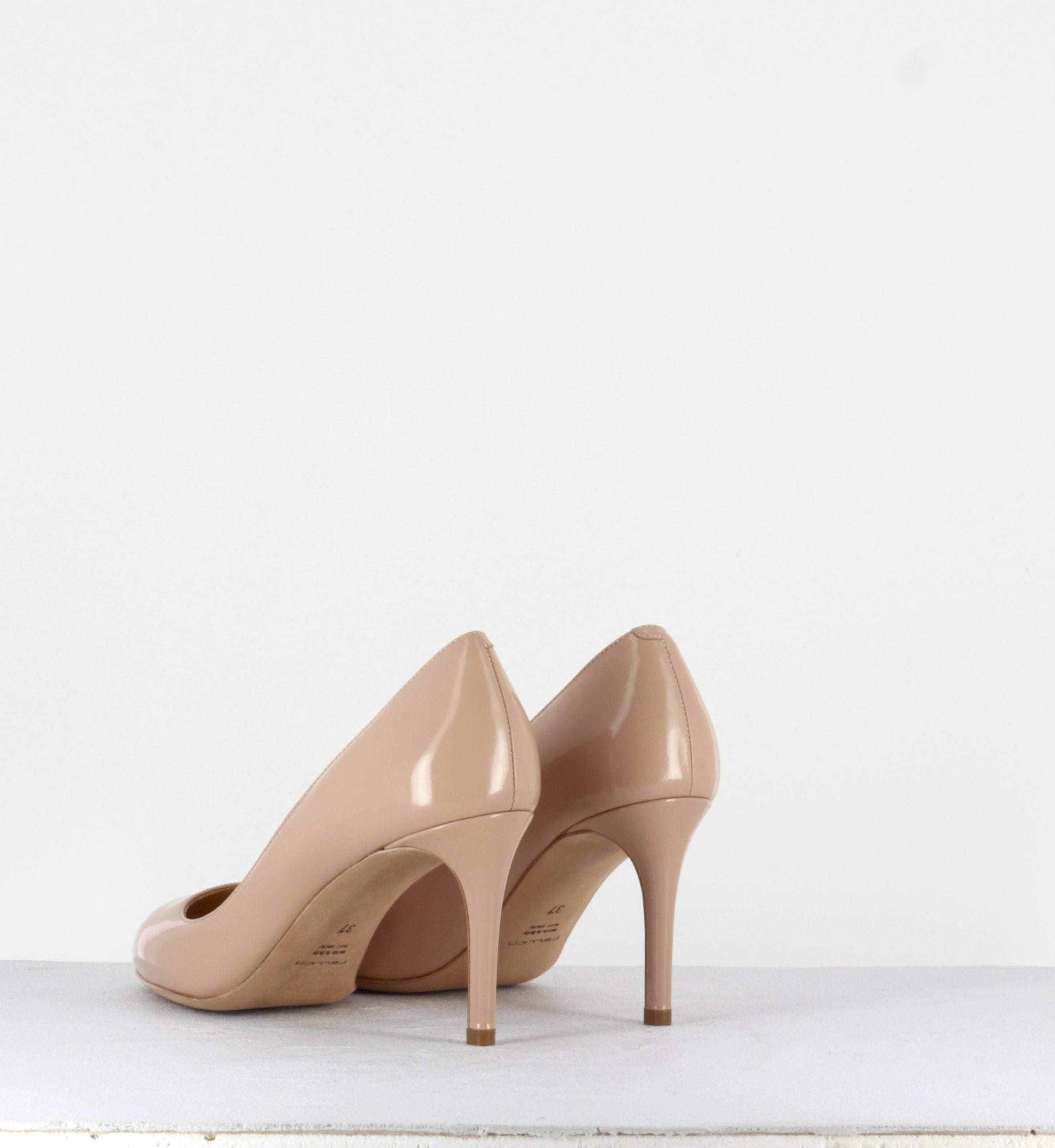 Escarpins petits talons en cuir nude 2592N - Pellico