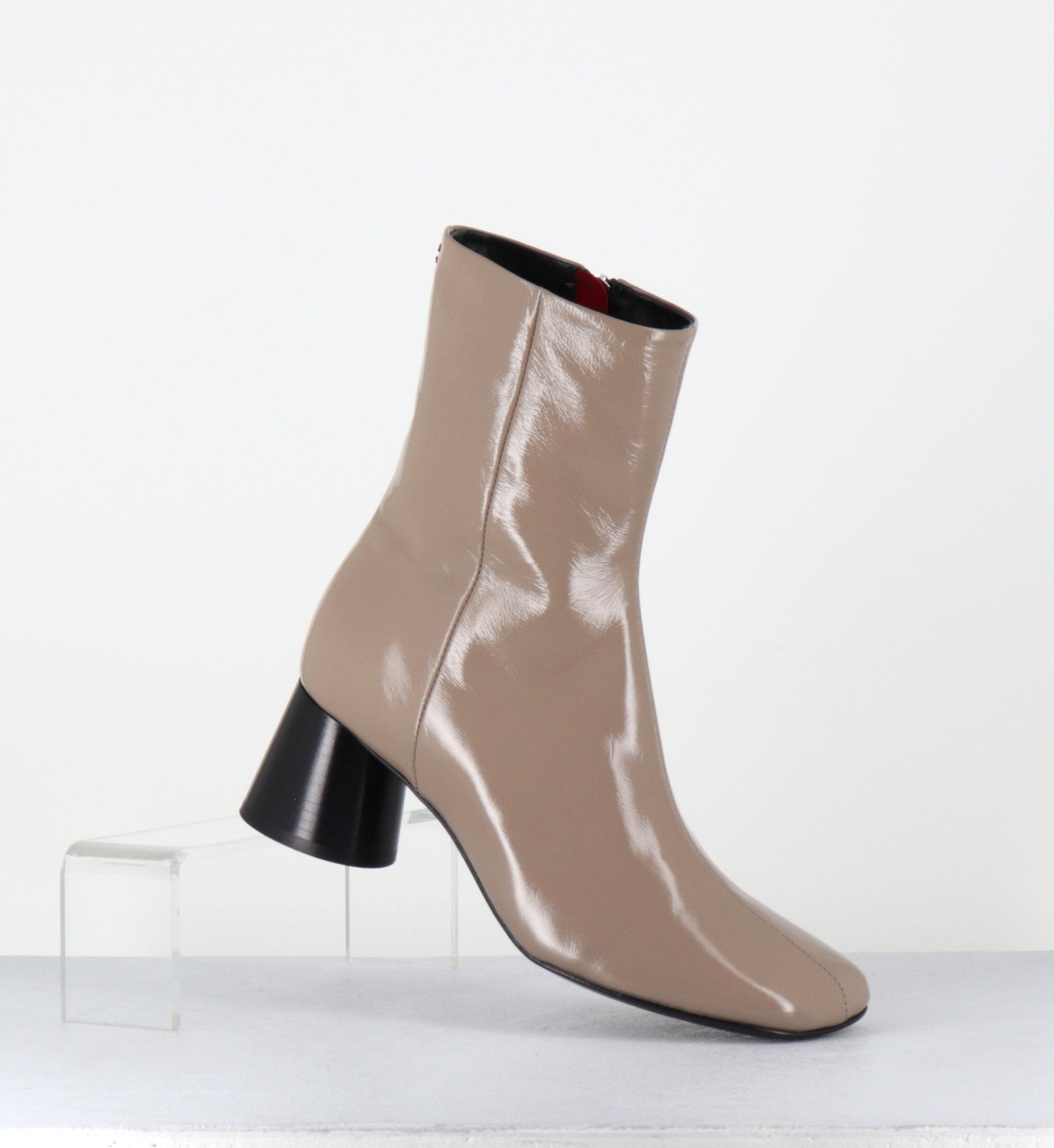 DANI04 GLAZE TORTORA