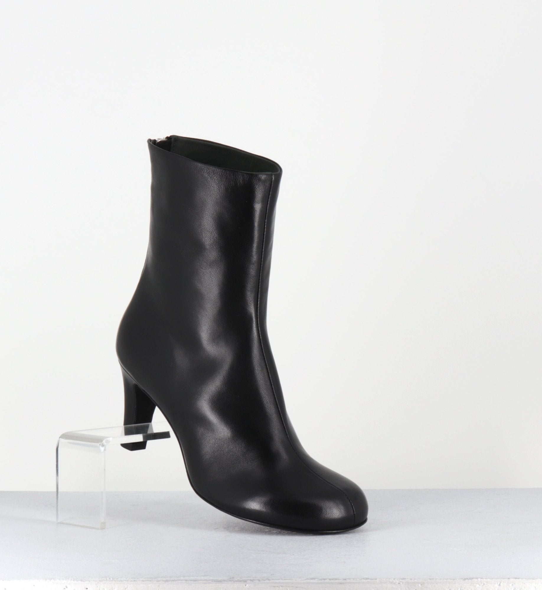 ESME005 GUANTERIA NERO