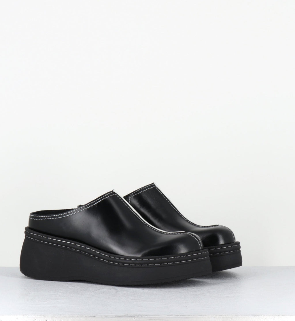 MEGO BLACK MULES