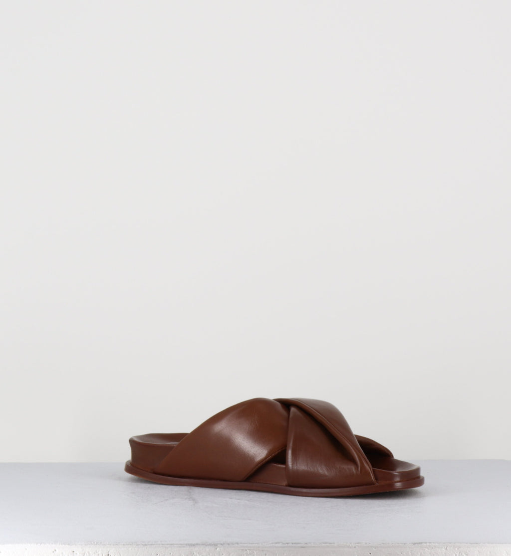 KADRI25 NAPPA COGNAC
