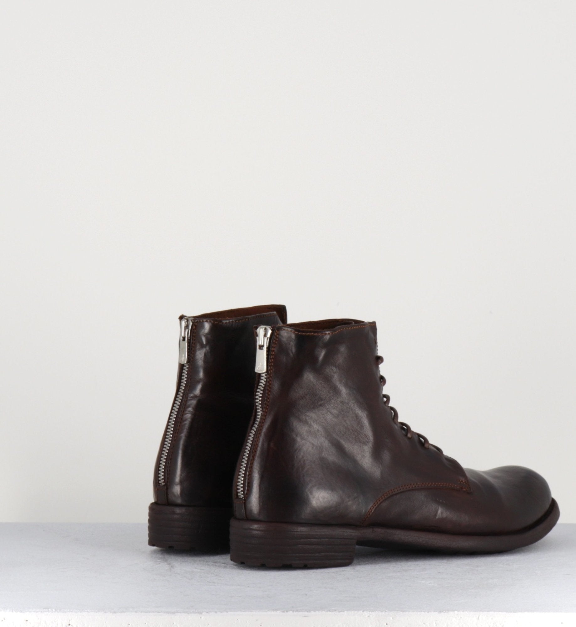 Bottines plates à lacets en cuir marron Officine Creative - MARS007