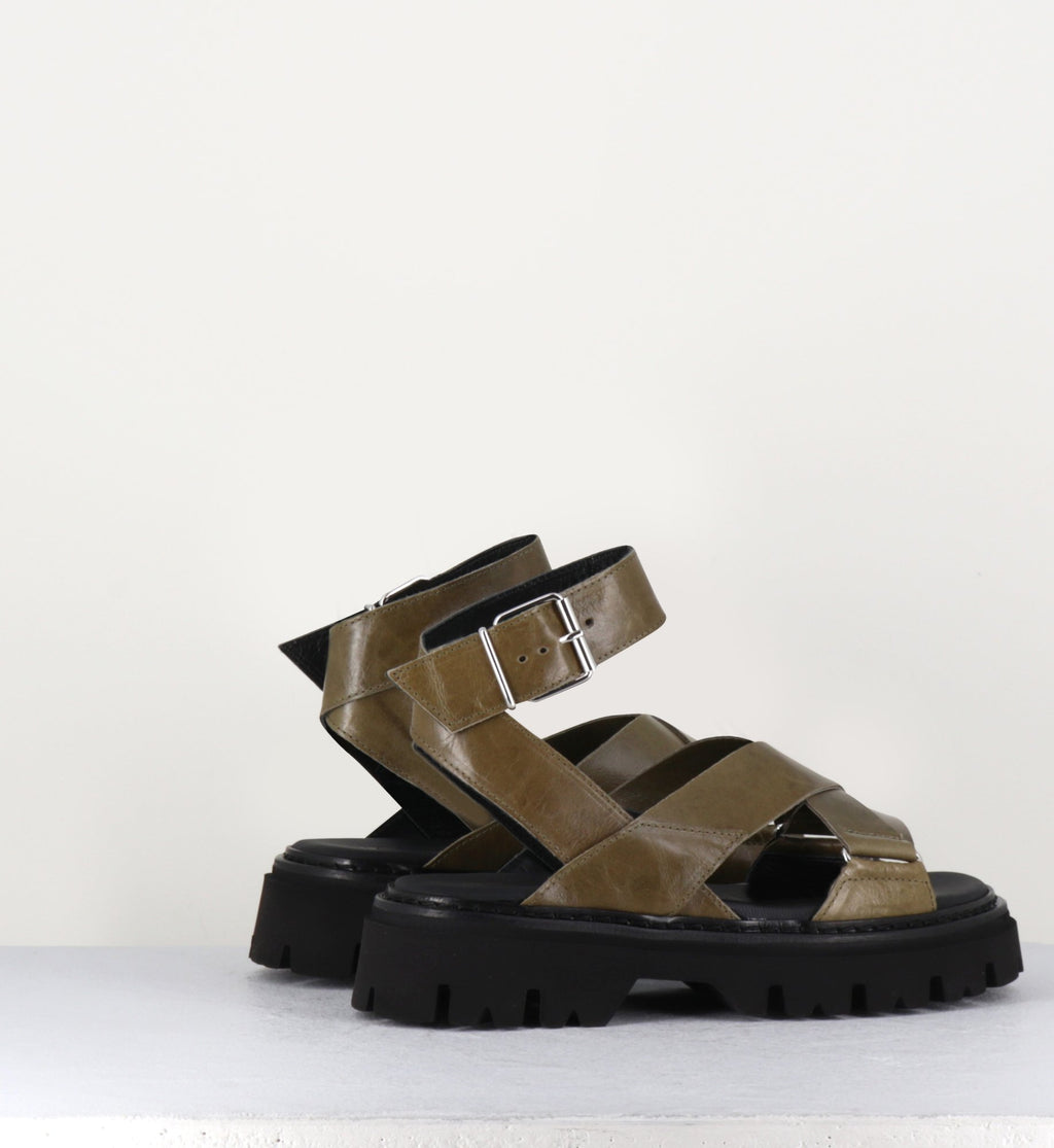 Sandales semelle épaisse en cuir khaki - PE7455 MILITARE