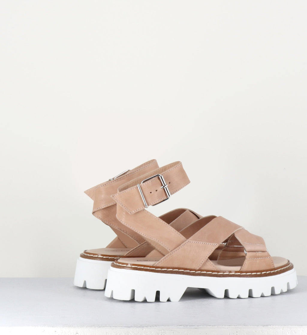 Sandales semelle épaisse en cuir beige - PE7455 CORDA