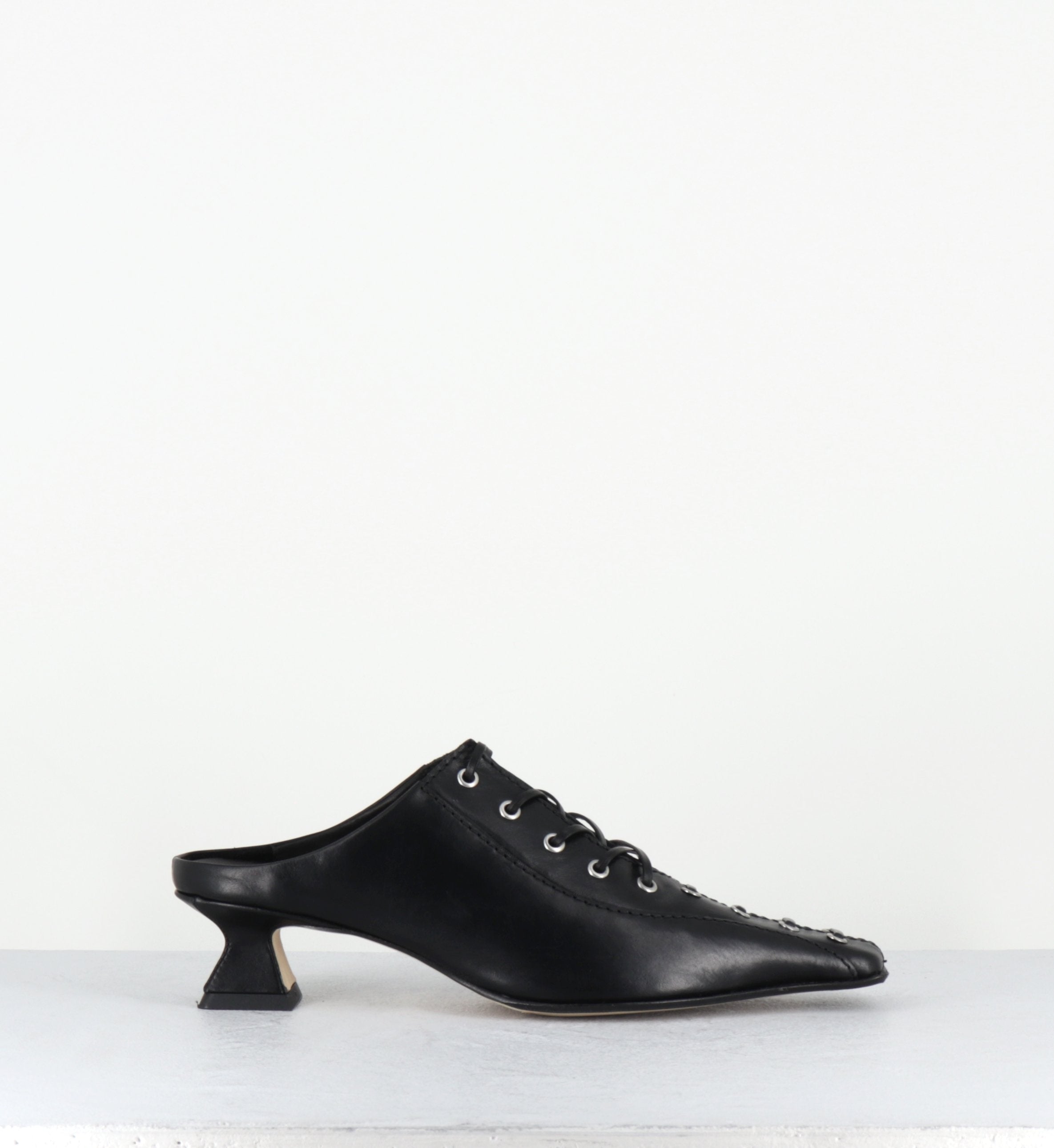 ASIAH24  BLACK COURT