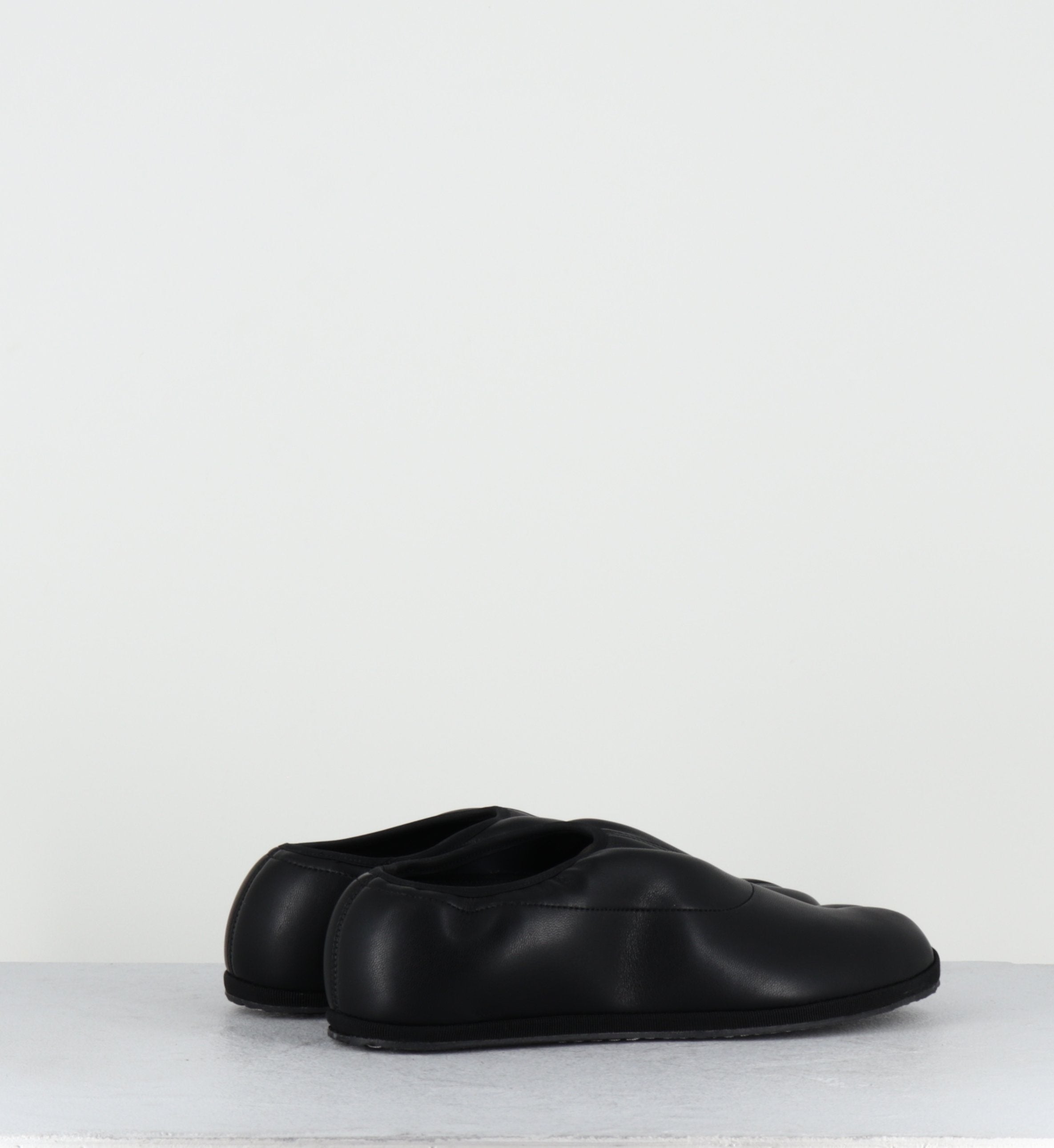 TABI MOC NAPPA BLACK