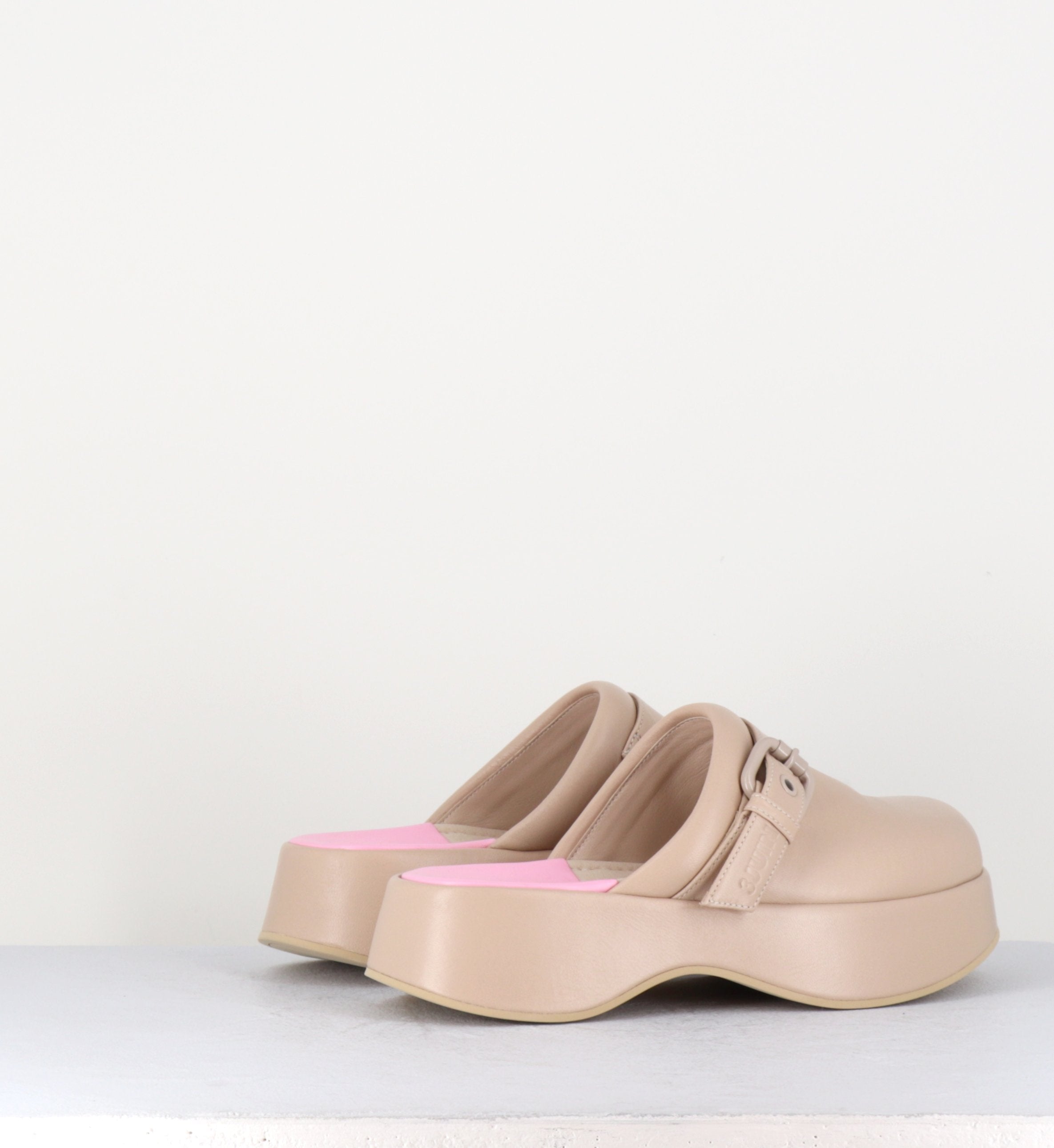 Sabot en cuir beige - LIPARI CHAT SAHARA