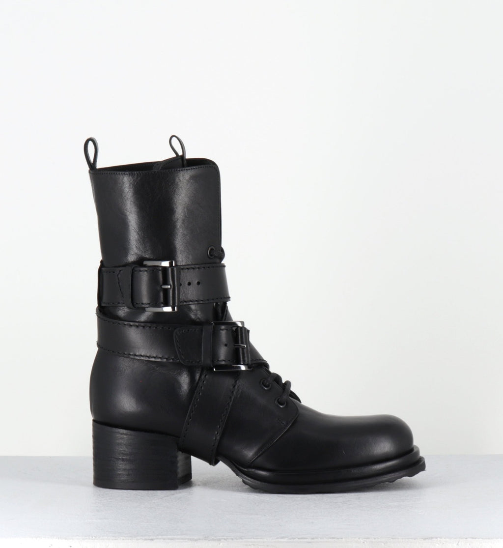 CUARON BLACK BOOT