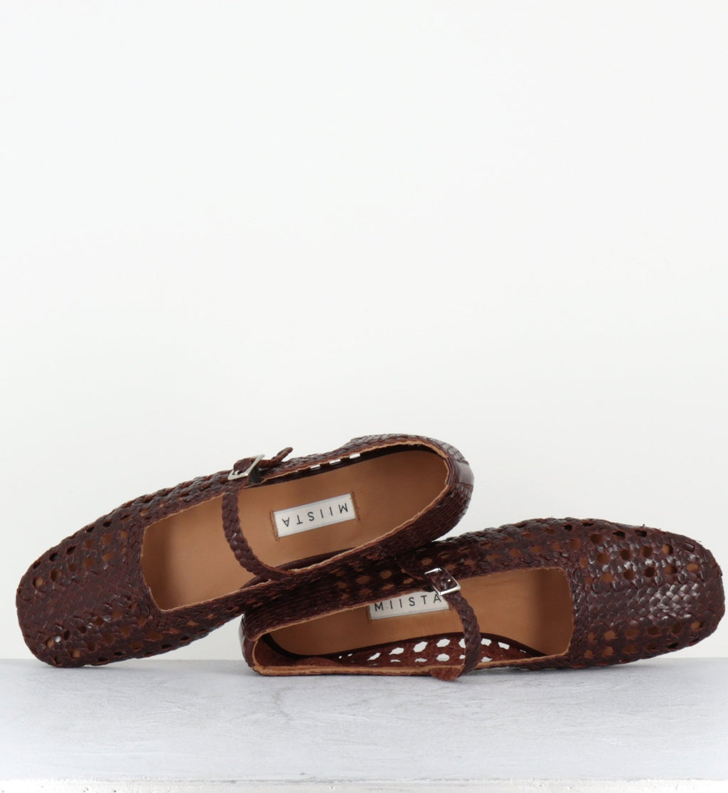 YEIDA BROWN BALLERINAS