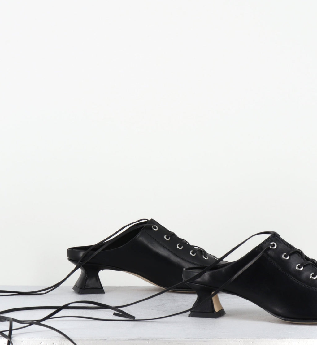 ASIAH24  BLACK COURT