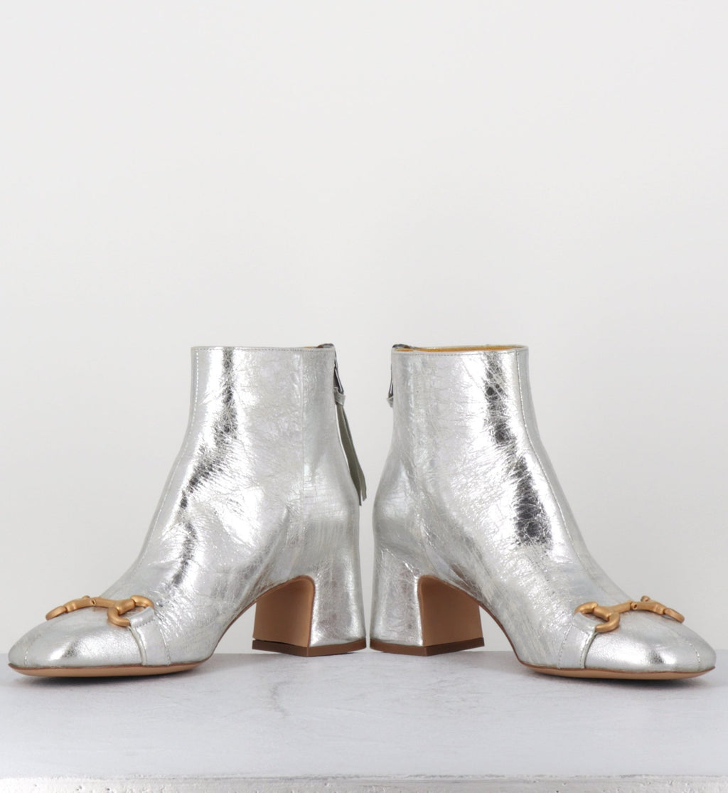 Q199 VINTAGE SILVER