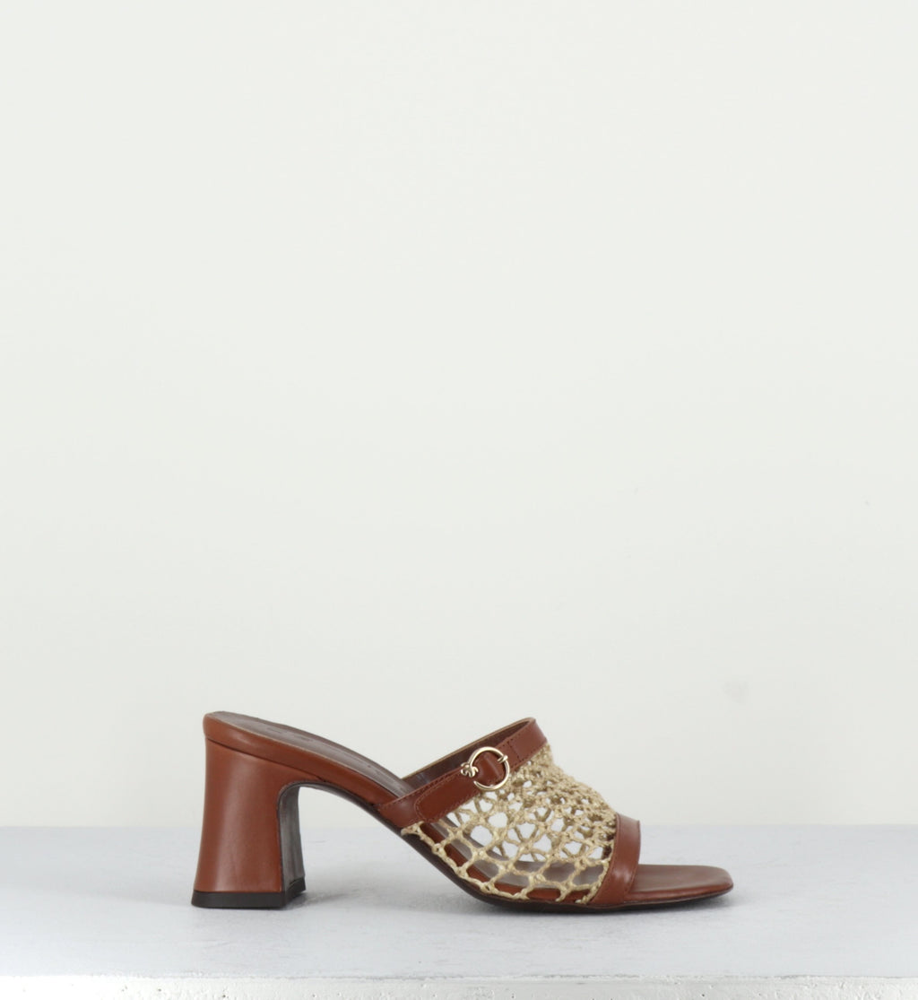 PE21037 CUOIO