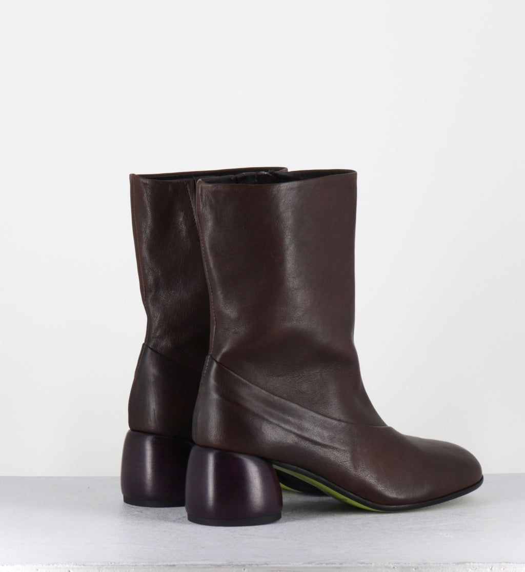 DONI01 FOX CASTAGNA