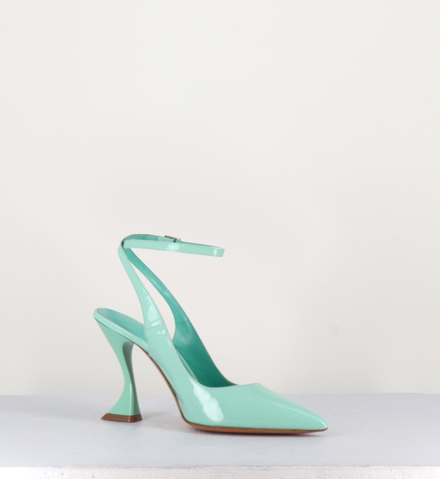 2616 VERNICE MINT