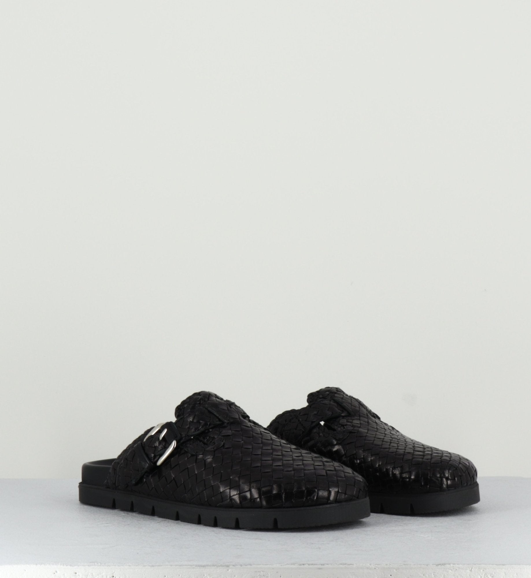 PE9133 NEGRO