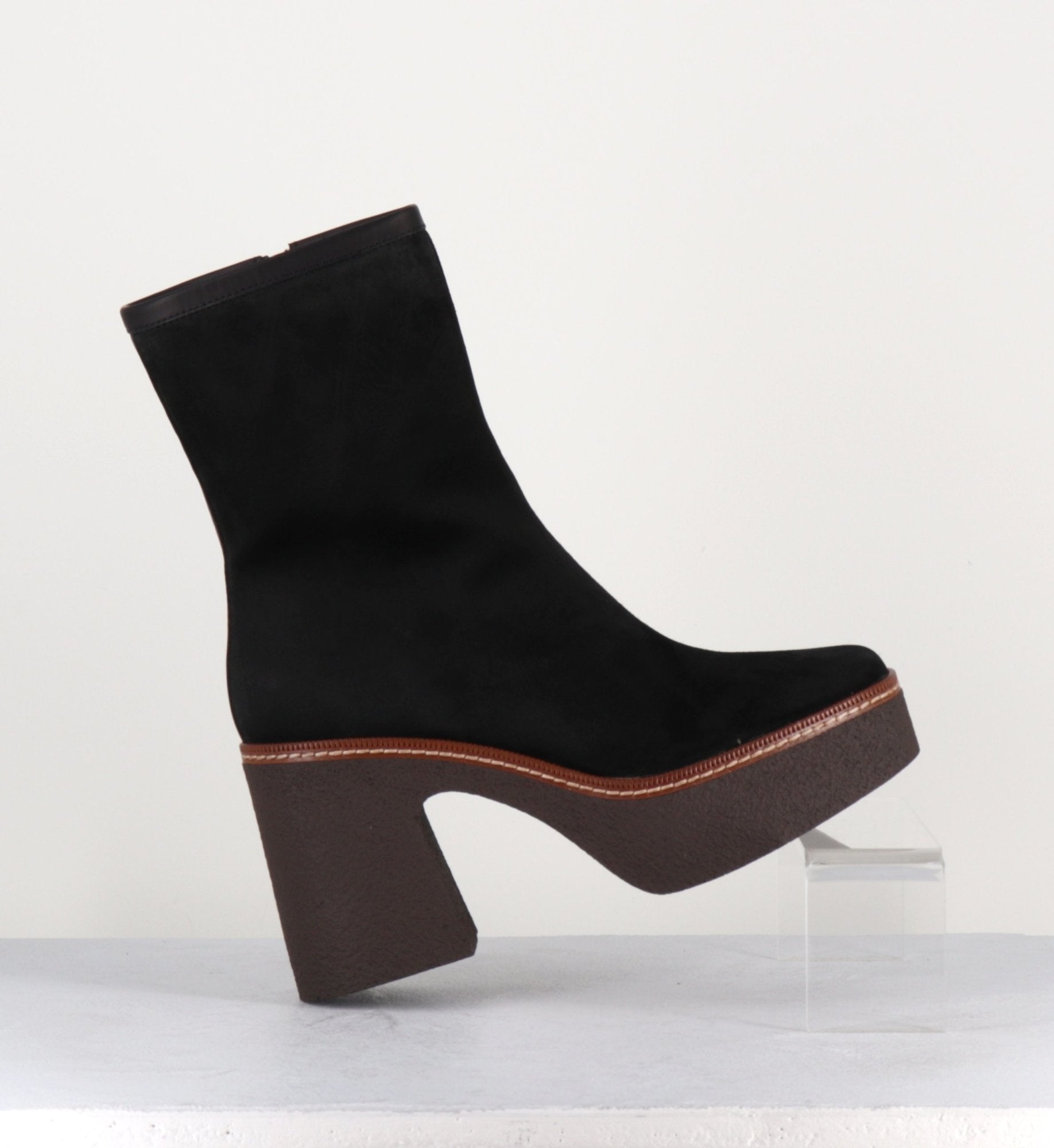 CARLA21 VELOURS NERO
