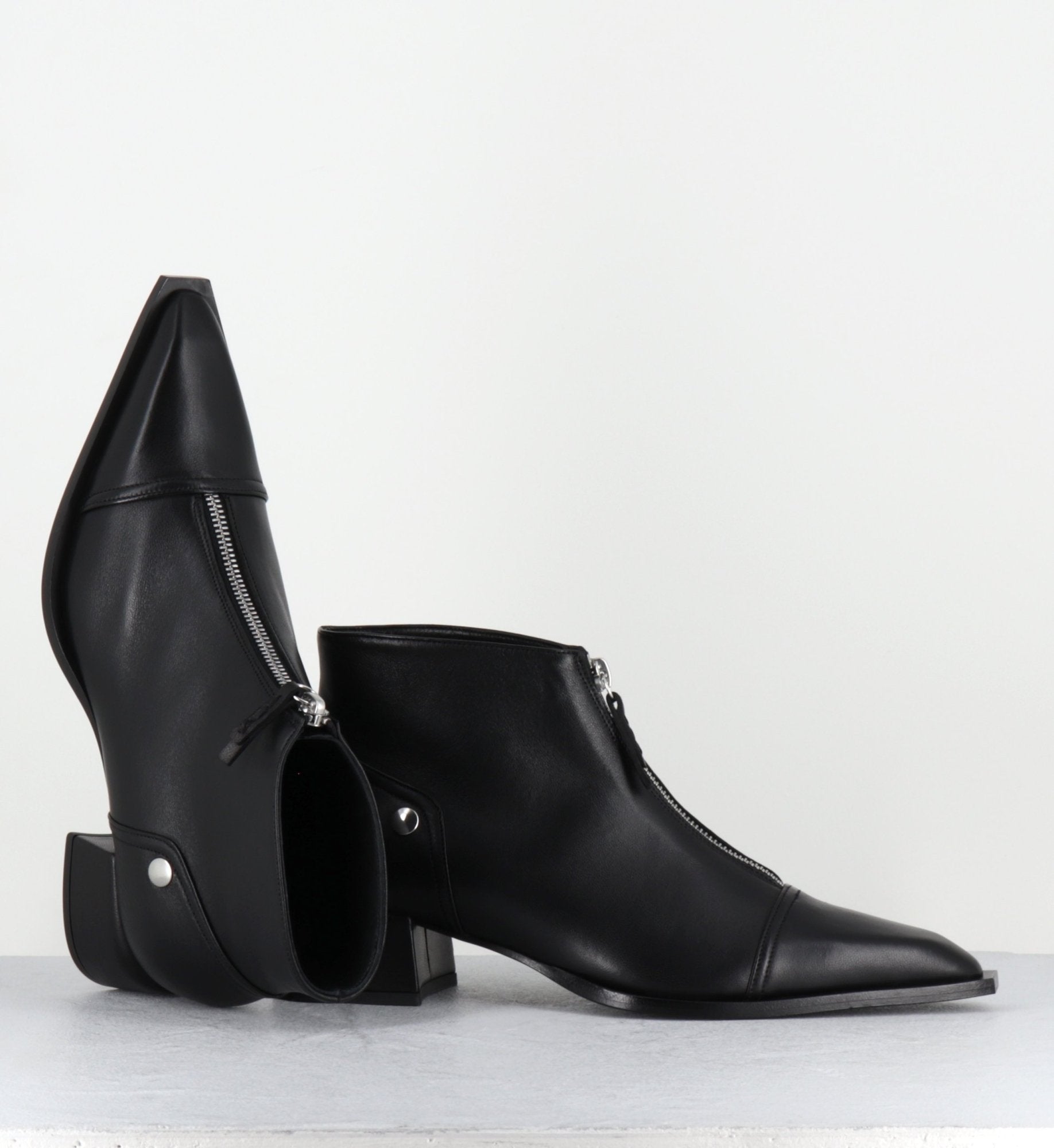 INE25 NAPPA NERO